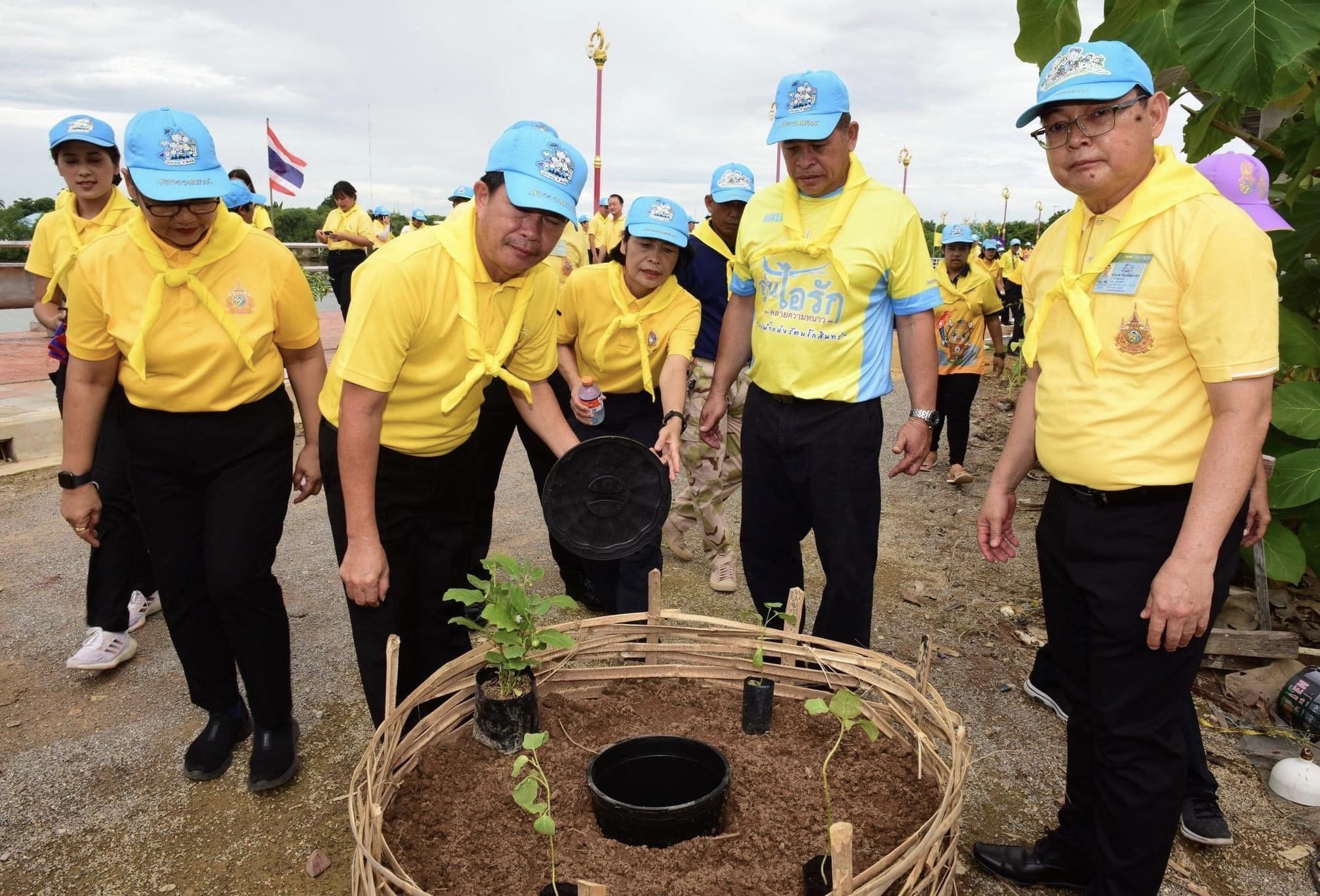 📣 พช.ราชบุรี ร่วมกิจกรรมจิตอาสาวันเฉลิมพระชนมพรรษา 3 มิถุนายน 2567