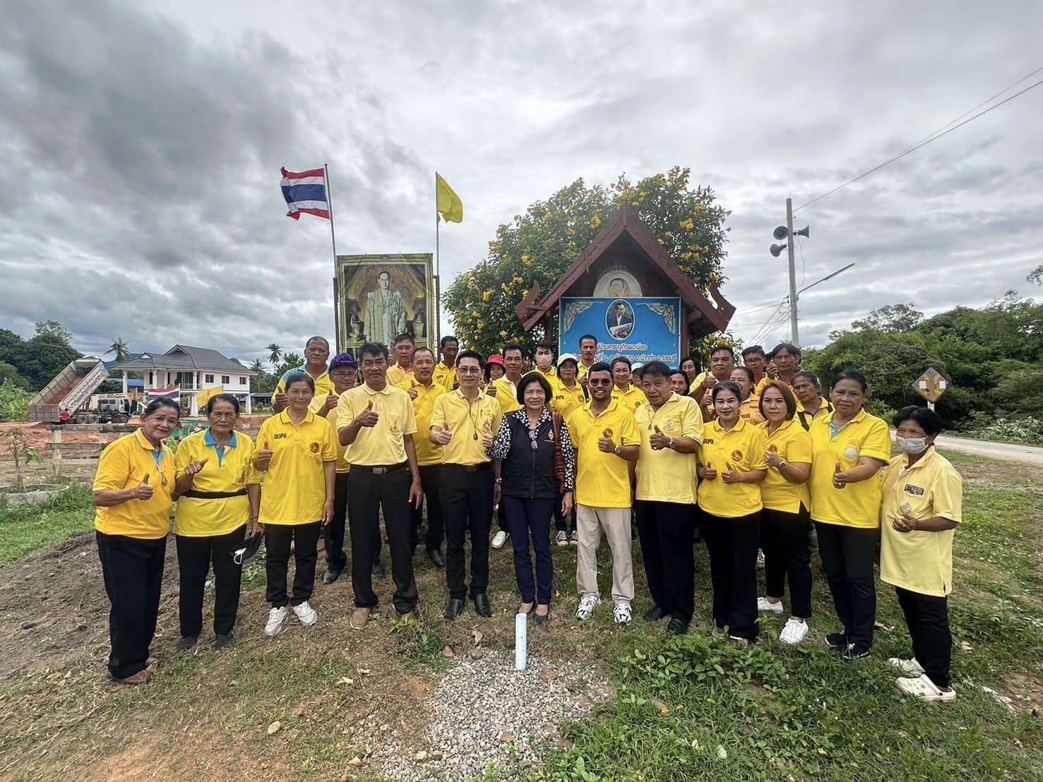 📣 จังหวัดราชบุรี ลงพื้นที่ตรวจเยี่ยม และติดตามผลการดำเนินงานกิจกรรมการสร้างความมั่นคงทางอาหาร “บ้านนี้มีรักปลูกผักกินเอง ทางนี้มีผลผู้คนรักกัน” ตามแนวพระราชดำริกรมสมเด็จพระเทพรัตนราชสุดาฯ สยามบรมราชกุมารี สู่การปฏิบัติ