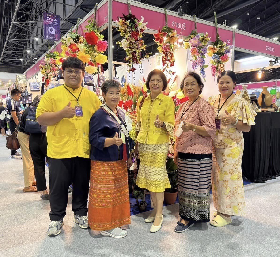 📣 จังหวัดราชบุรี ร่วมพิธีเปิดงาน “OTOP Midyear 2024 หลากหลายผลิตภัณฑ์ สีสันภูมิ ปัญญาไทย” พร้อมทั้งตรวจเยี่ยม ให้กำลังใจ ผู้ประกอบการ OTOP จังหวัดราชบุรี