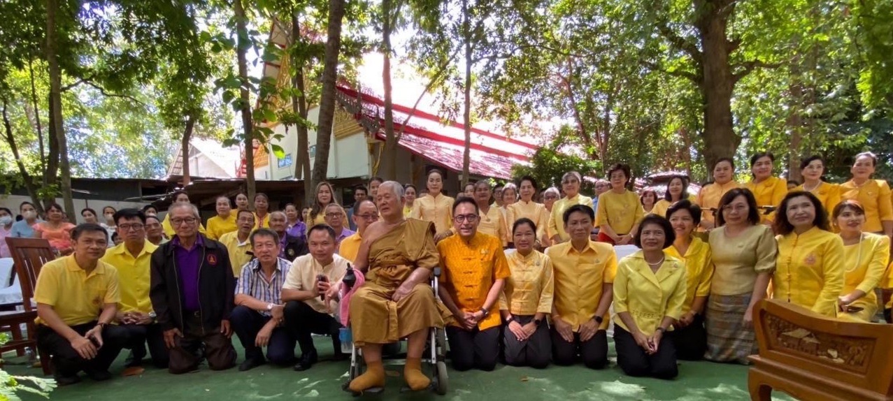 พช.ราชบุรี จัดกิจกรรม “เอามื้อสามัคคี สร้างความมั่นคงทางอาหาร ปลูกผักสวนครัว จากวัดสู่ชุมชน” ขับเคลื่อนการน้อมนำแนวพระราชดำริของสมเด็จพระกนิษฐาธิราชเจ้า กรมสมเด็จพระเทพรัตนราชสุดาฯ สยามบรมราชกุมารี สู่การปฏิบัติ