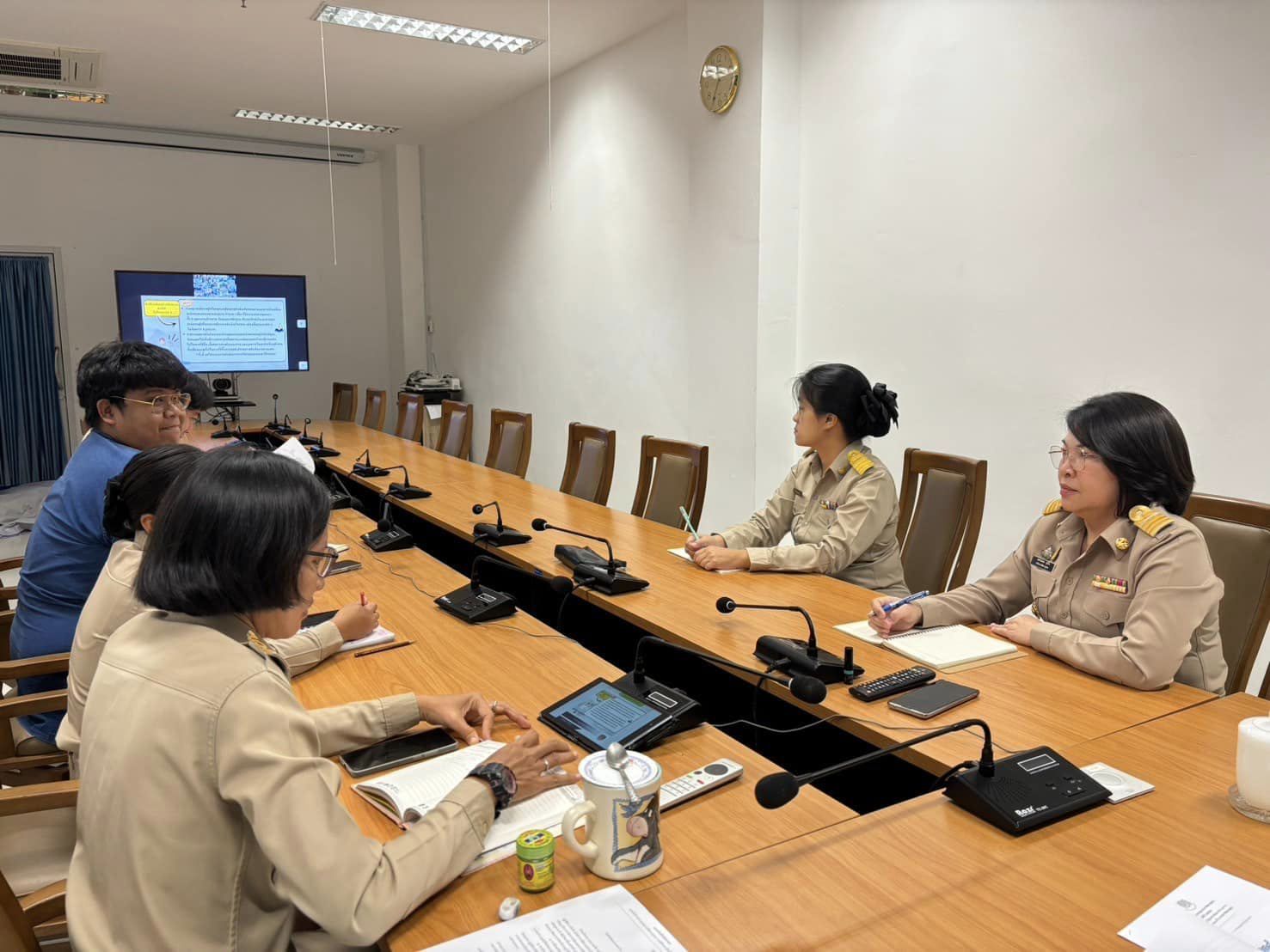 พช.ราชบุรี ร่วมรับฟังประชุมกรมการพัฒนาชุมชน ครั้งที่ 6/2567 ผ่านระบบวีดิทัศน์ทางไกล (Video Conference) กรมการพัฒนาชุมชน กระทรวงมหาดไทย