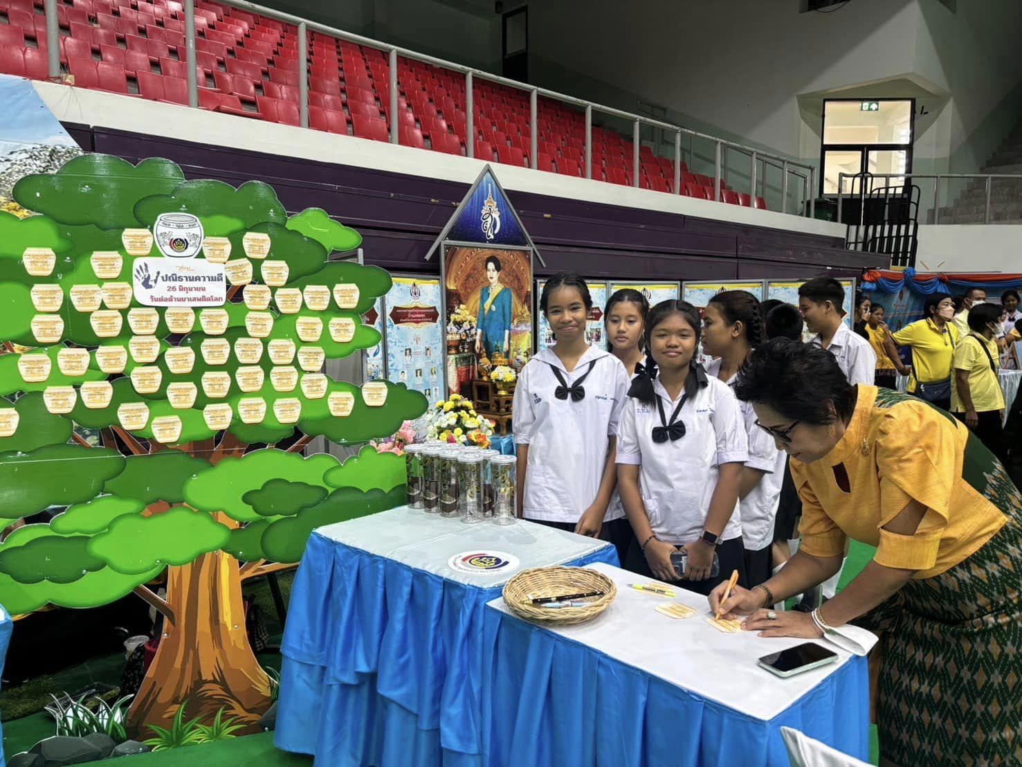 พช.ราชบุรี ร่วม จัดงานมหกรรมวันต่อต้านยาเสพติด (26 มิถุนายน) ประจำปี 2567