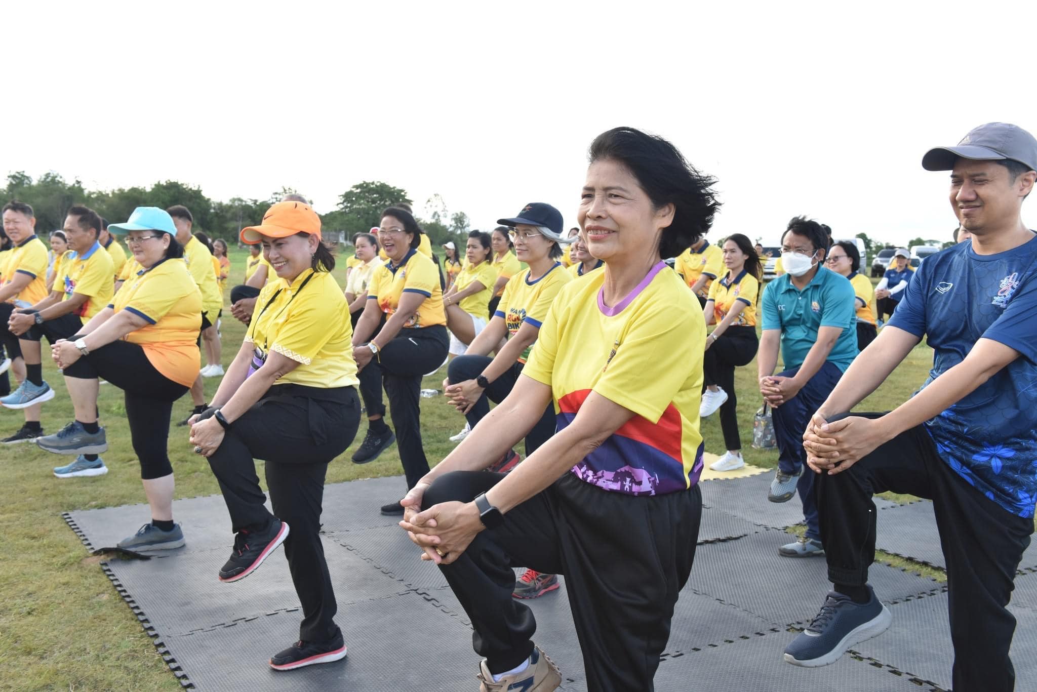 พช.ราชบุรี สร้างพลังกาย เสริมพลังใจ ชาว พช.ราชบุรีสุขภาพดี ร่วมกิจกรรม “ผู้ว่าฯ พาออกกำลังกาย” ครั้งที่ 8 ณ อ่างเก็บน้ำสำนักห้วยไม้เต็ง จังหวัดราชบุรี