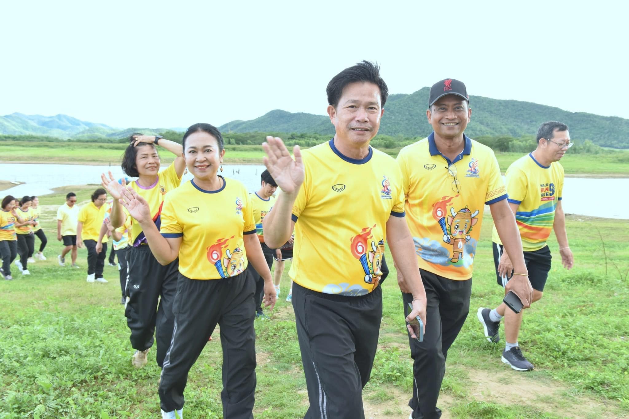 พช.ราชบุรี สร้างพลังกาย เสริมพลังใจ ชาว พช.ราชบุรีสุขภาพดี ร่วมกิจกรรม “ผู้ว่าฯ พาออกกำลังกาย” ครั้งที่ 8 ณ อ่างเก็บน้ำสำนักห้วยไม้เต็ง จังหวัดราชบุรี