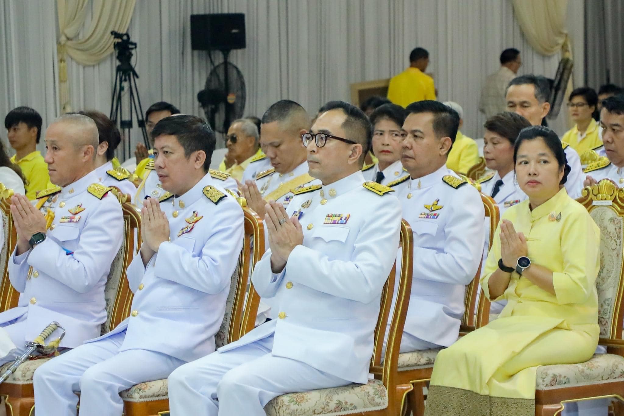 📣 พช.ราชบุรี เข้าร่วมพิธีเชิญสัญญาบัตร พัดยศ และผ้าไตร ถวายแด่พระสงฆ์ที่ทรงตั้งสมณศักดิ์ ในเขตปกครองคณะสงฆ์ ภาค 14 – 15