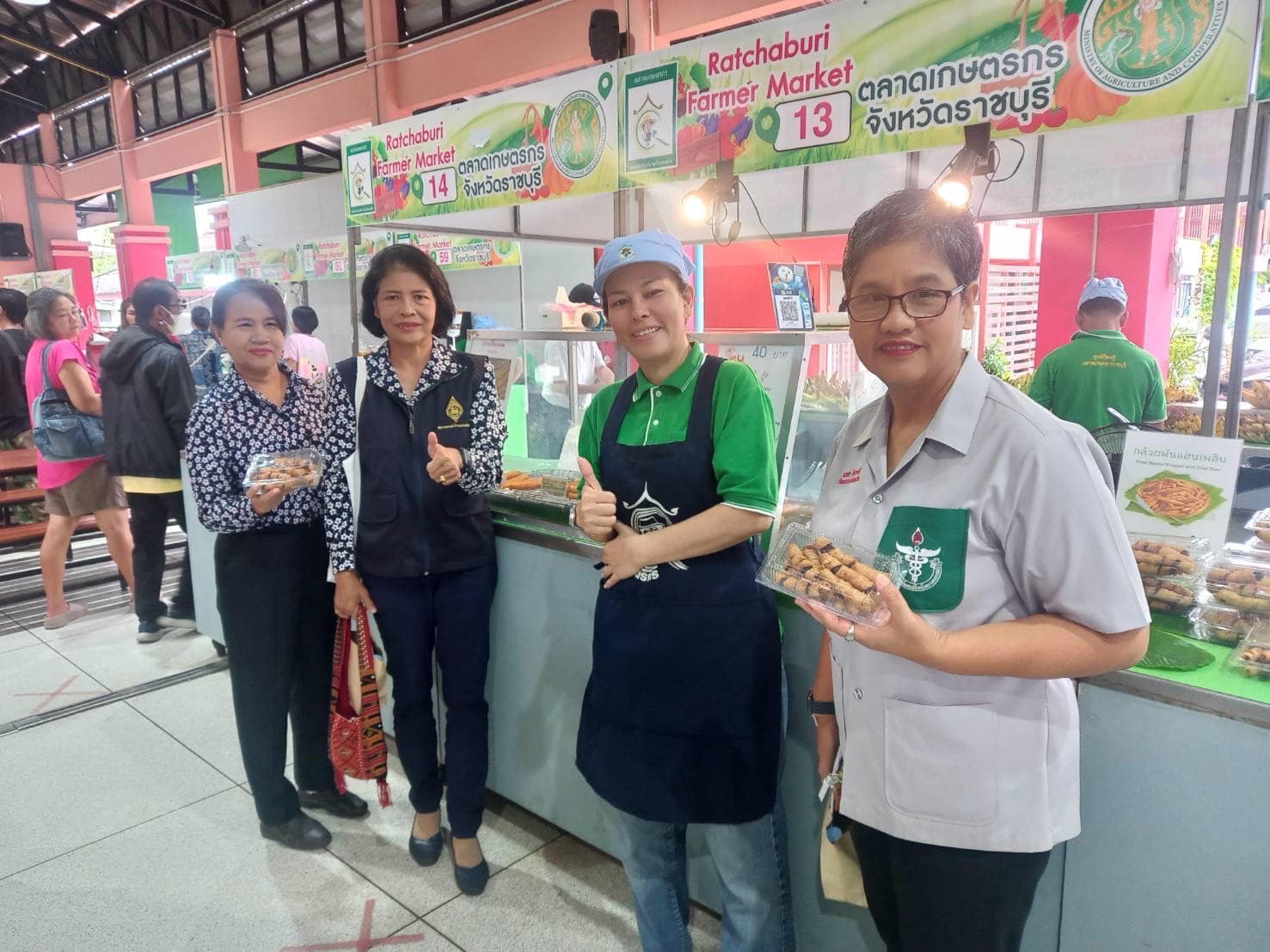 📣 พช.ราชบุรี เข้าร่วมงานประชาสัมพันธ์ตลาดเกษตรกรจังหวัดราชบุรี ⏰ วันศุกร์ที่ 19 กรกฎาคม 2567 ณ ศูนย์เรียนรู้การบริหารจัดการสินค้าเกษตรตลาดเกษตรกรจังหวัดราชบุรี