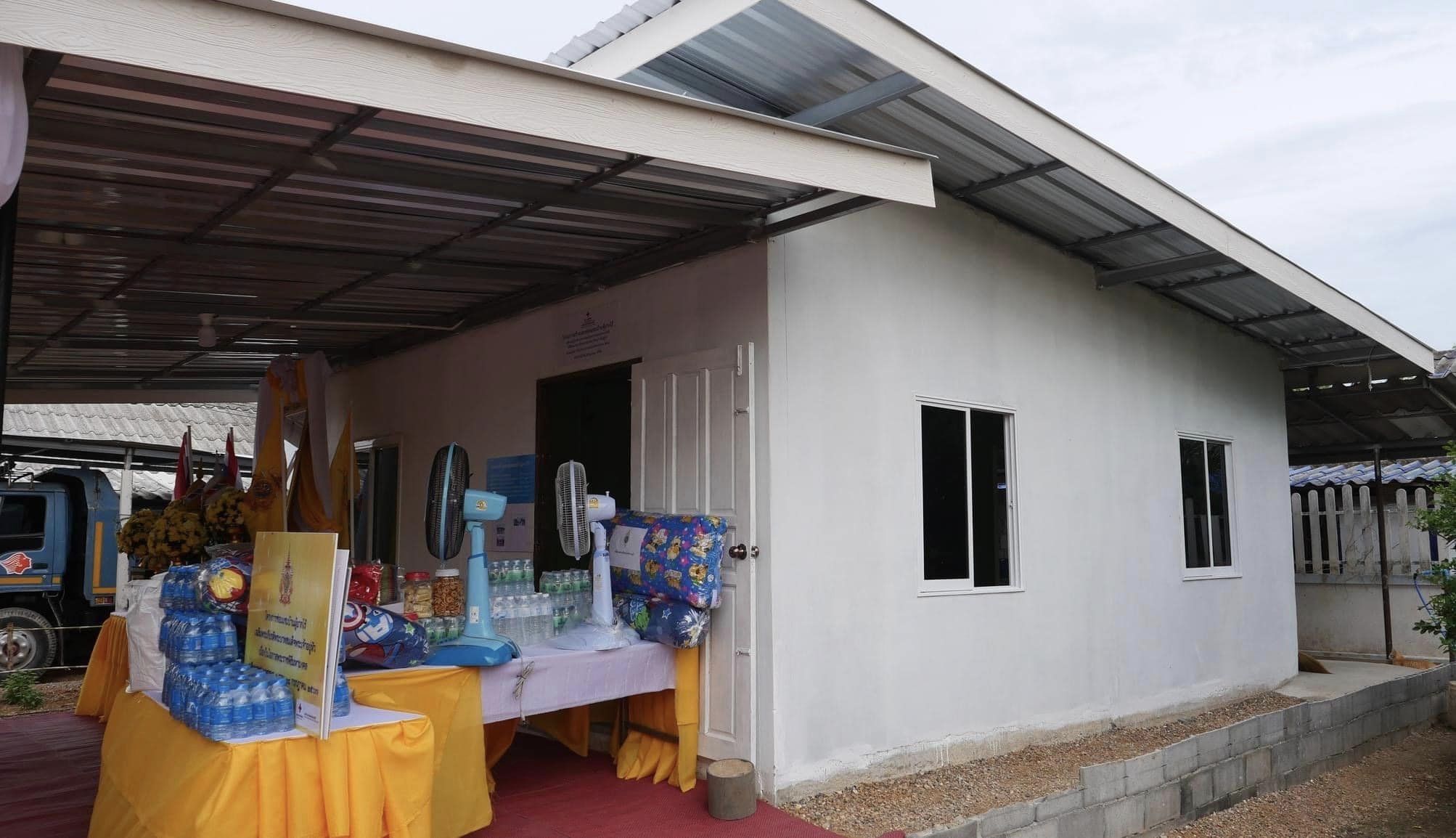 ปลัดกระทรวงมหาดไทยมอบบ้านตามโครงการซ่อมแซมบ้านผู้ยากไร้ เฉลิมพระเกียรติพระบาทสมเด็จพระเจ้าอยู่หัว เนื่องในโอกาสพระราชพิธีมหามงคลเฉลิมพระชนมพรรษา 6 รอบ 28 กรกฎาคม 2567