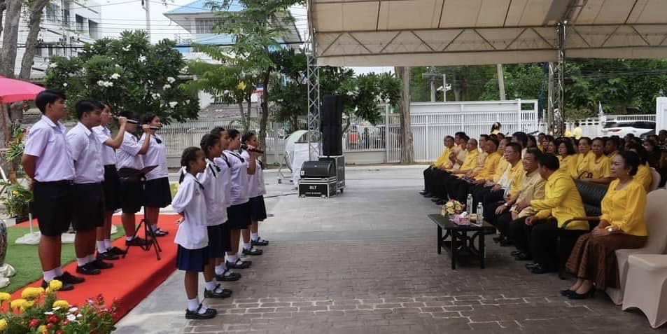 ปลัดกระทรวงมหาดไทยเปิดศูนย์ศิลปวัฒนธรรมหลวงยกกระบัตรเมืองราชบุรี พร้อมเยี่ยมชม ให้กำลังใจ ผู้ผลิตผู้ประกอบการ OTOP จัดบูธแสดงสินค้าโอทอปและโอทอปชวนชิม