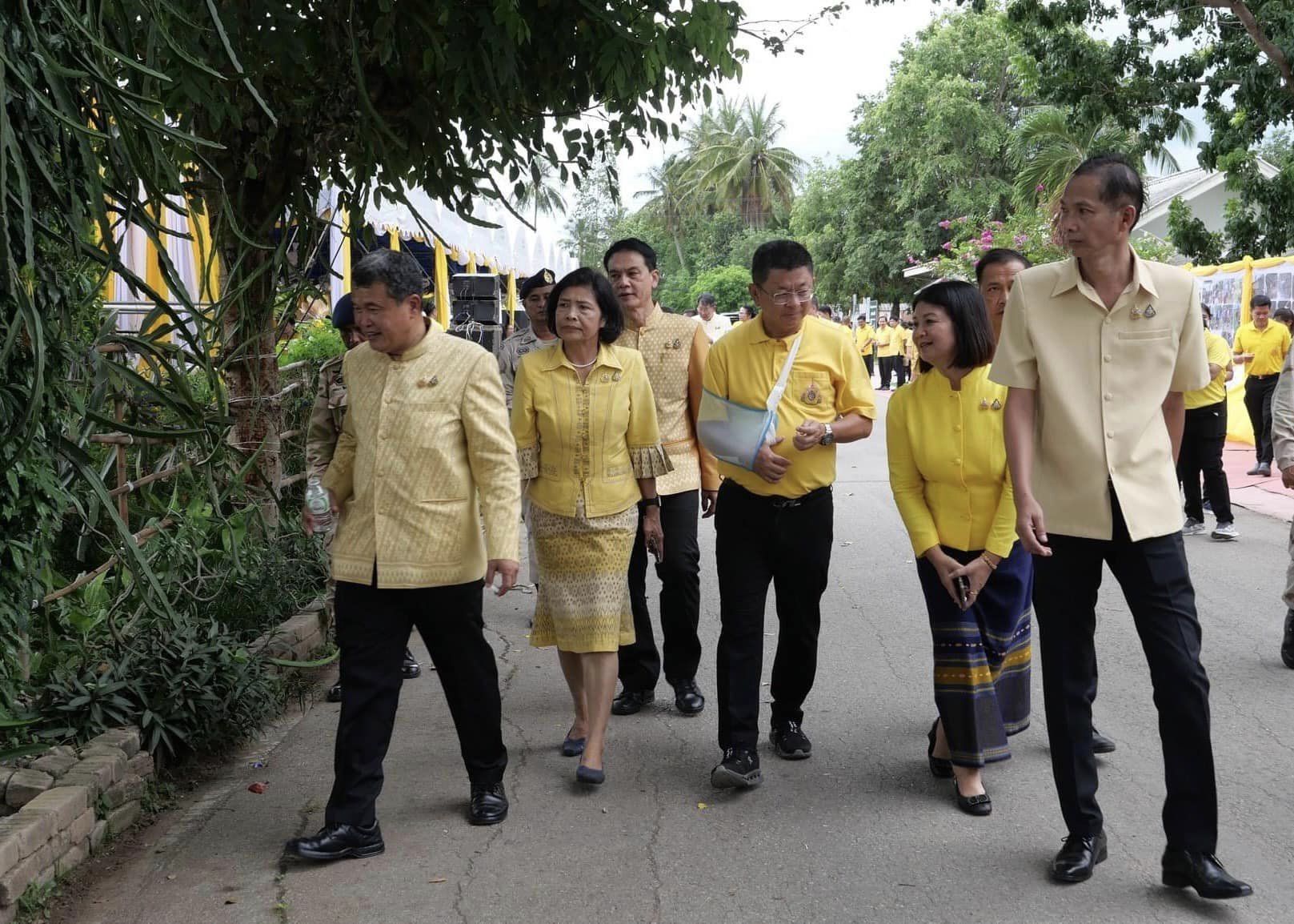 ปลัดกระทรวงมหาดไทย ตรวจติดตามการขับเคลื่อนโครงการหมู่บ้านยั่งยืน (Sustainable Village) บ้านหนองไม้เขว้า จังหวัดราชบุรี