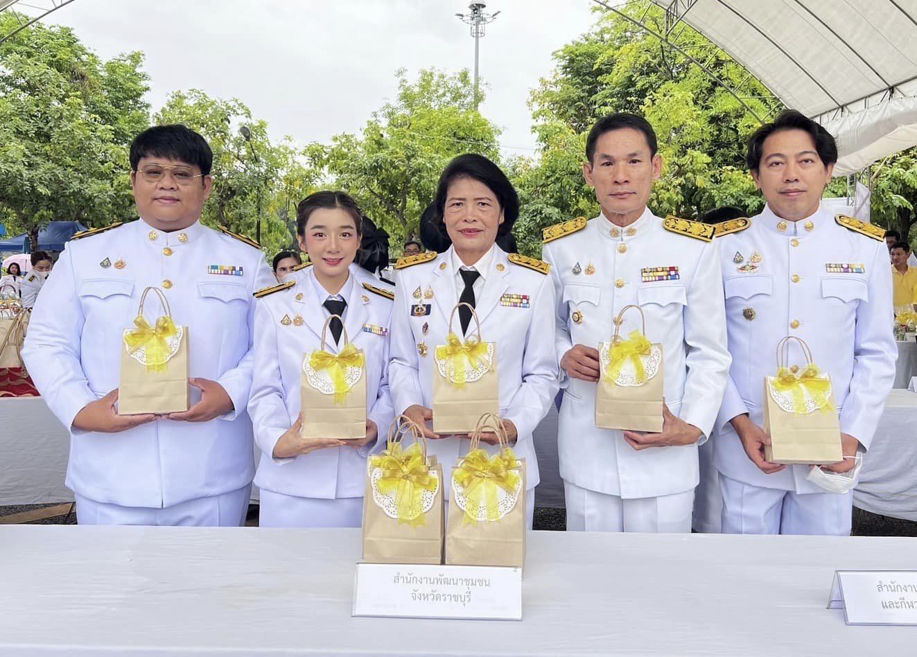 📣 พช.ราชบุรี เข้าร่วมพิธีทำบุญตักบาตรถวายพระราชกุศล และพิธีถวายสัตย์ปฏิญาณเพื่อเป็นข้าราชการที่ดีและพลังของแผ่นดิน เพื่อเฉลิมพระเกียรติพระบาทสมเด็จพระเจ้าอยู่หัว เนื่องโอกาสพระราชพิธีมหามงคลเฉลิมพระชนมพรรษา 6 รอบ 72 พรรษา 28 กรกฎาคม 2567