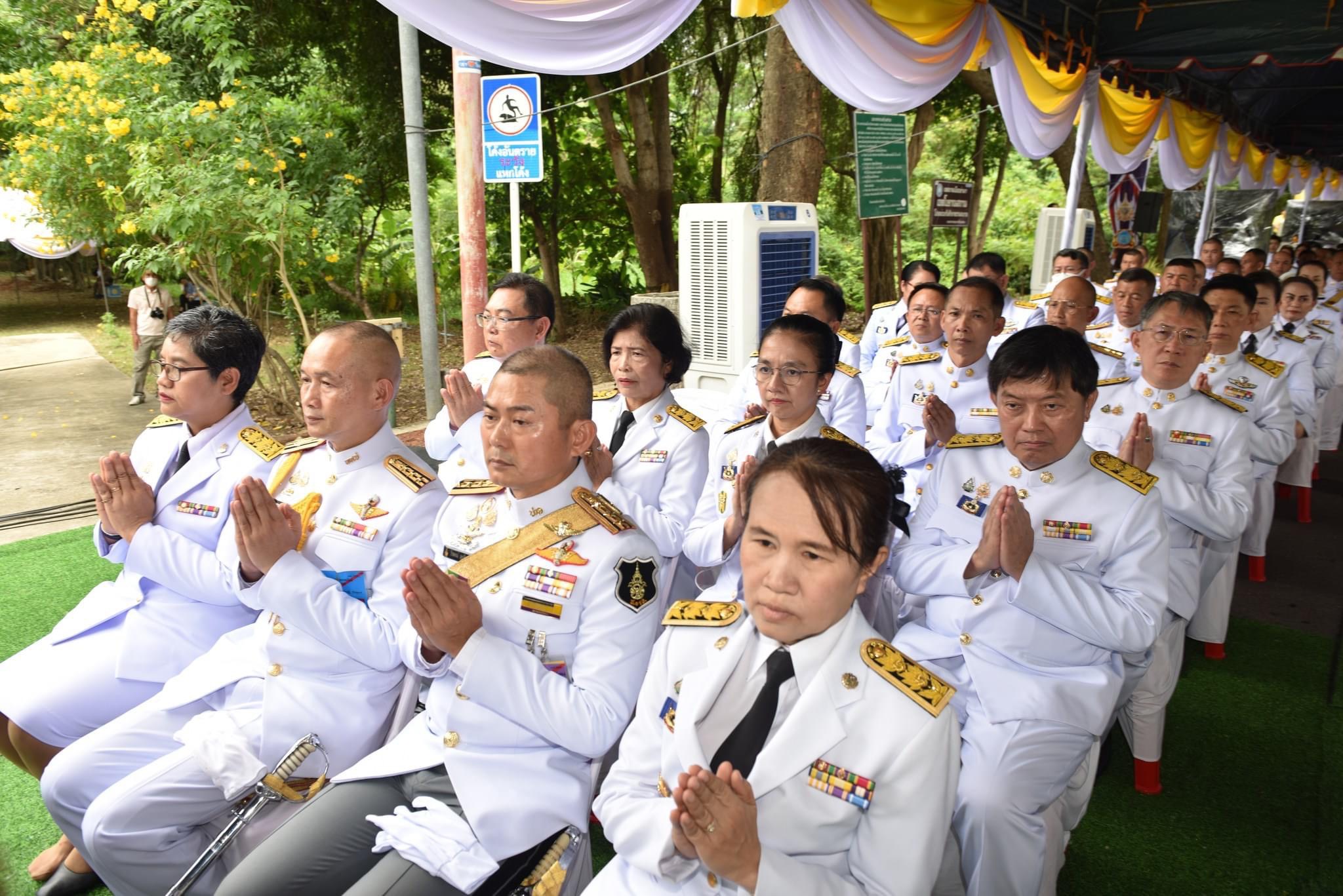 📣 พช.ราชบุรี เข้าร่วมประกอบพิธีพลีกรรมตักน้ำจากแหล่งน้ำศักดิ์สิทธิ์ สระโกสินารายณ์ เพื่อเชิญไปประกอบพิธีเสกน้ำพระพุทธมนต์ศักดิ์สิทธิ์ เนื่องในโอกาสพระราชพิธีมหามงคลเฉลิมพระชนมพรรษา 6 รอบ 28 กรกฎาคม 2567