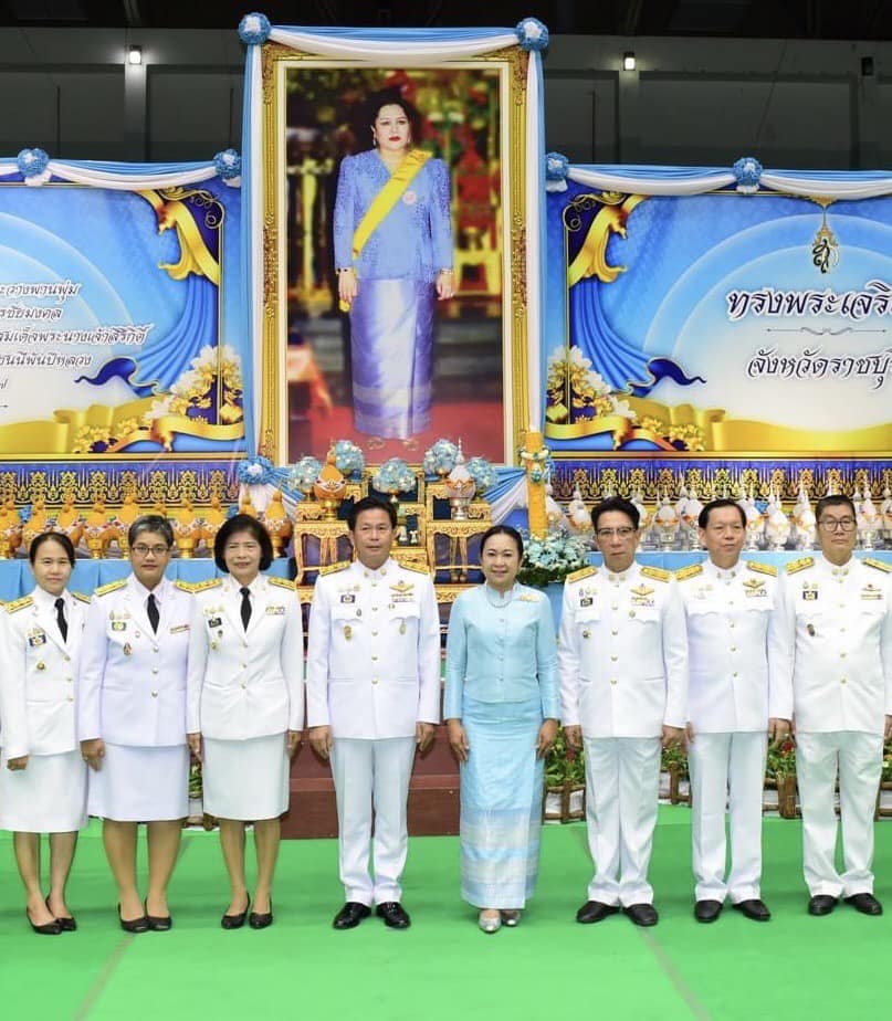 📣 พช.ราชบุรี เข้าร่วมพิธีถวายเครื่องราชสักการะ และจุดเทียนถวายพระพรชัยมงคล เนื่องในโอกาสวันเฉลิมพระชนมพรรษา สมเด็จพระนางเจ้าสิริกิติ์ พระบรมราชินีนาถ พระบรมราชชนนีพันปีหลวง 12 สิงหาคม 2567