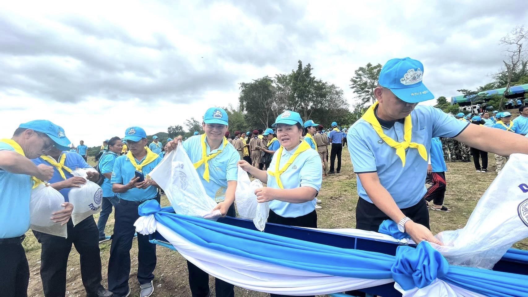 📣 พช.ราชบุรี เข้าร่วมกิจกรรมจิตอาสาเฉลิมพระเกียรติเนื่องในโอกาสวันเฉลิมพระชนมพรรษา สมเด็จพระนางเจ้าสิริกิติ์ พระบรมราชินีนาถ พระบรมราชชนนีพันปีหลวง 12 สิงหาคม 2567