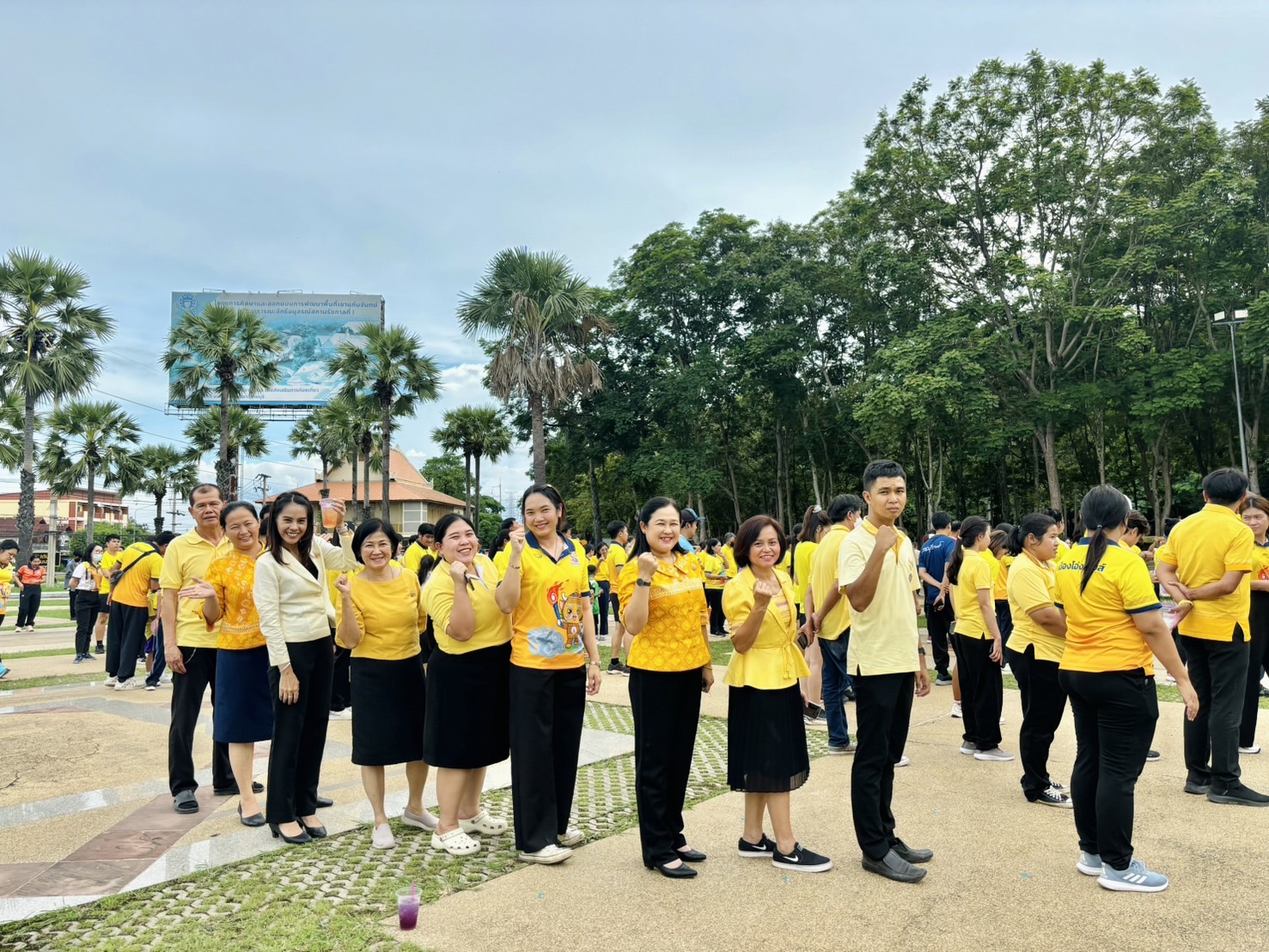 📣 พช.ราชบุรี สร้างพลังกาย เสริมพลังใจ ชาว พช.ราชบุรีสุขภาพดี ร่วมกิจกรรม “ผู้ว่าฯ พาออกกำลังกาย” ครั้งที่ 9