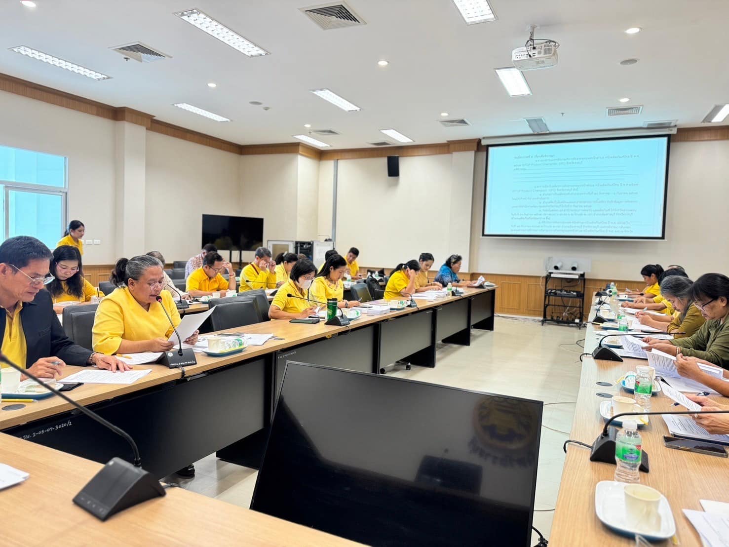 📣 พช.ราชบุรี จัดประชุมซักซ้อมเตรียมความพร้อม การดำเนินงานโครงการคัดสรรสุดยอดหนึ่งตำบล หนึ่งผลิตภัณฑ์ไทย ปี พ.ศ. 2567 (OTOP Product Champion : OPC) จังหวัดราชบุรี