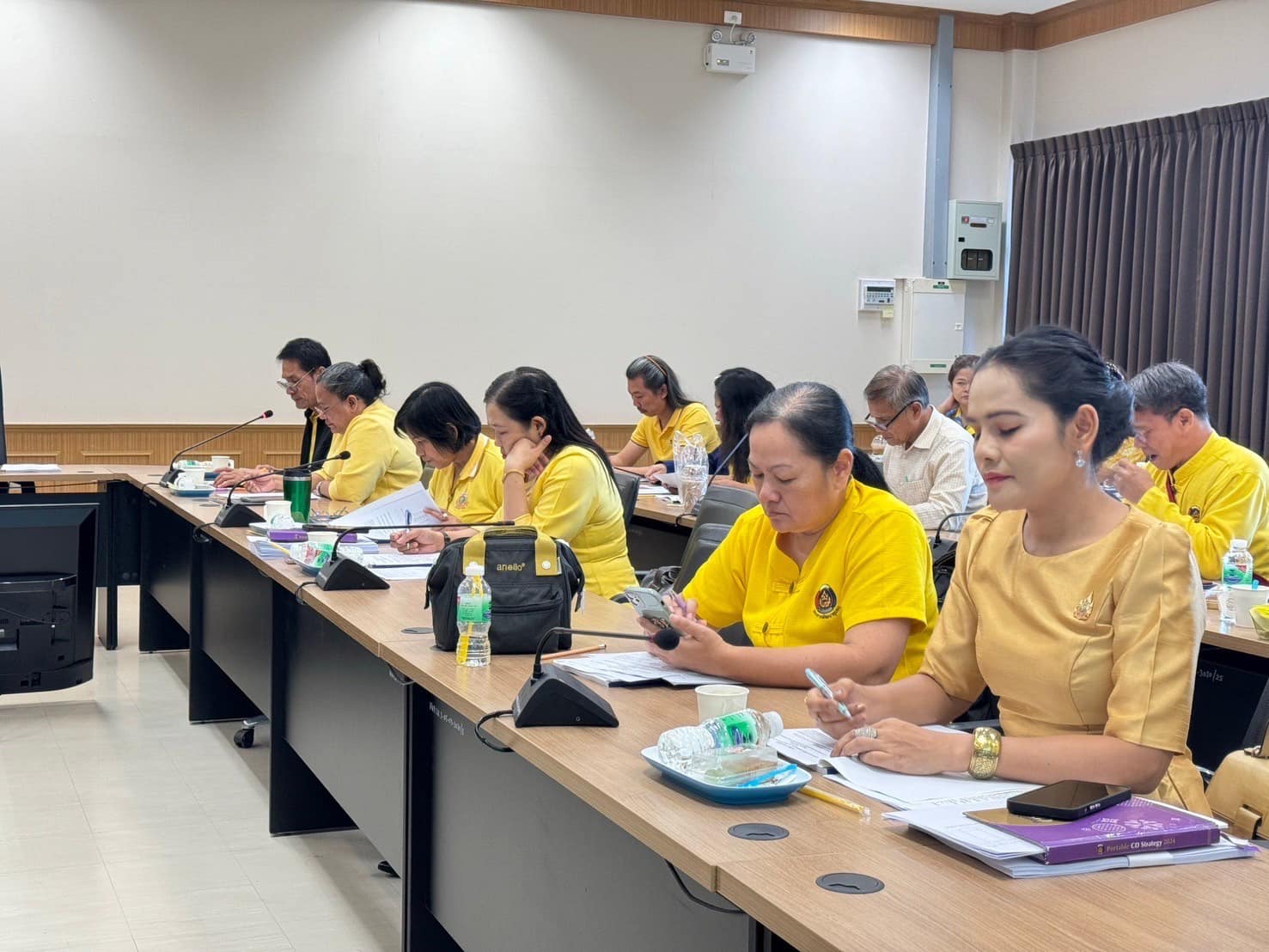 📣 พช.ราชบุรี จัดประชุมซักซ้อมเตรียมความพร้อม การดำเนินงานโครงการคัดสรรสุดยอดหนึ่งตำบล หนึ่งผลิตภัณฑ์ไทย ปี พ.ศ. 2567 (OTOP Product Champion : OPC) จังหวัดราชบุรี