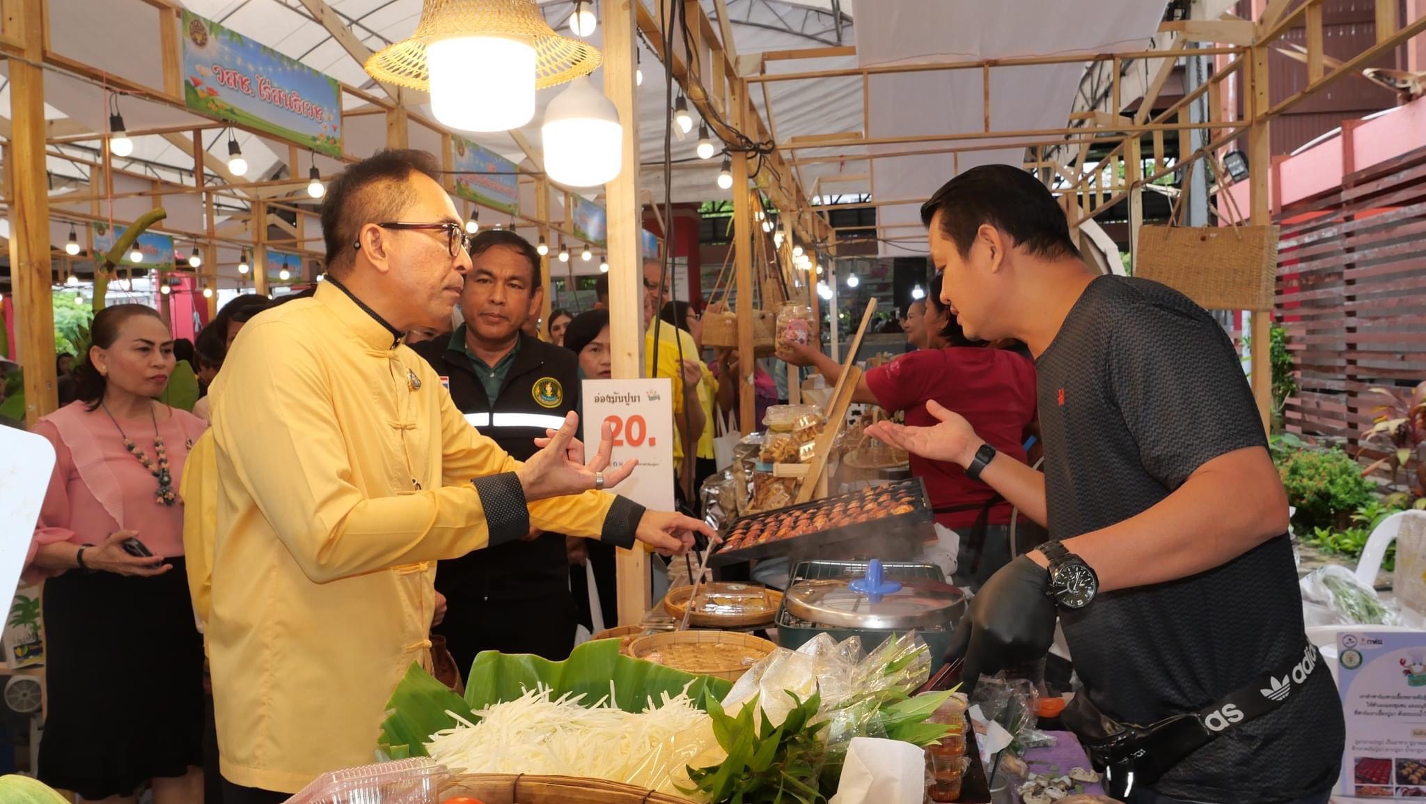 📣 พช.ราชบุรี ร่วมพิธีเปิดงานจำหน่ายของดีและสินค้าเกษตรปลอดภัยภายใต้แนวคิด “ชม ชิม ช็อป ของดีกลุ่มจังหวัดภาคกลางตอนล่าง 1”