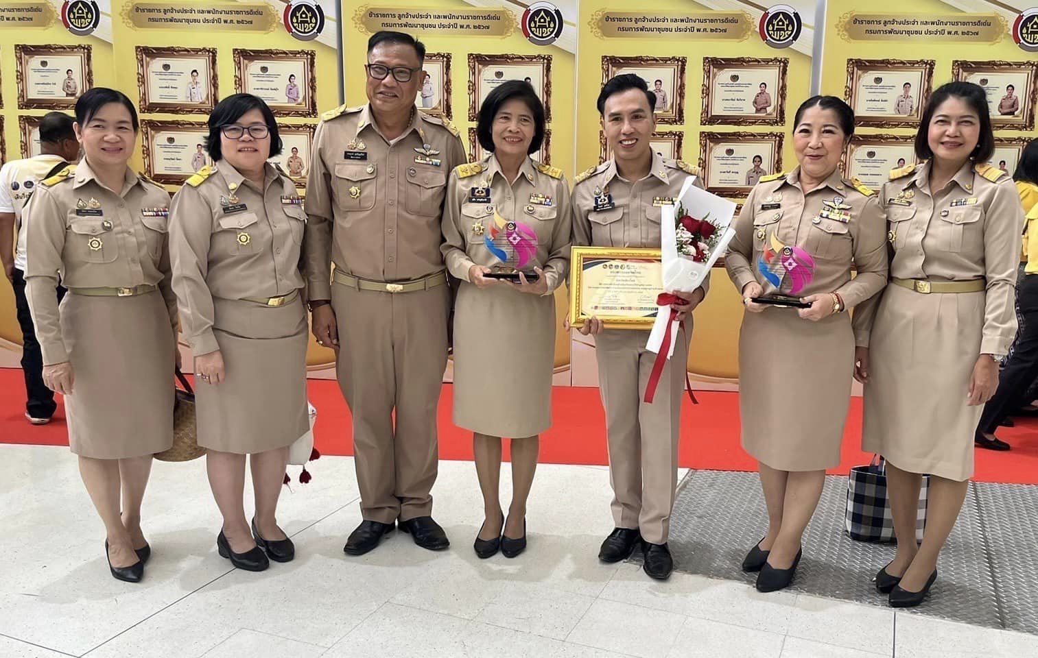 จังหวัดราชบุรี คว้ารางวัลเชิดชูเกียรติคนกองทุนพัฒนาบทบาทสตรีดีเด่น ประจำปี 2567 ในงาน “วันพัฒนาชุมชน CD DAY 2024”