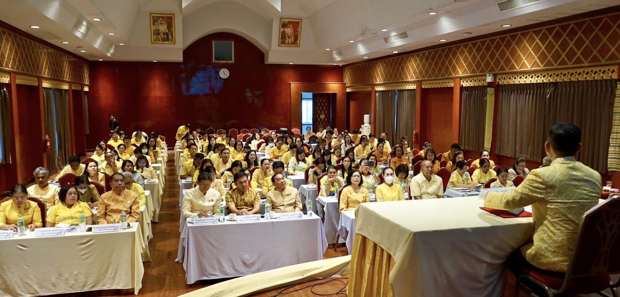 พช.ราชบุรี เข้าร่วมโครงการประชุมเชิงปฏิบัติการตรวจติดตามผลการดำเนินงานของหน่วยรับตรวจรายไตรมาส ไตรมาสที่ 4 เขตตรวจราชการที่ 2, 3 และ 4 กลุ่มจังหวัดภาคกลาง (ปริมณฑล, ภาคกลางตอนล่าง 1 – 2)