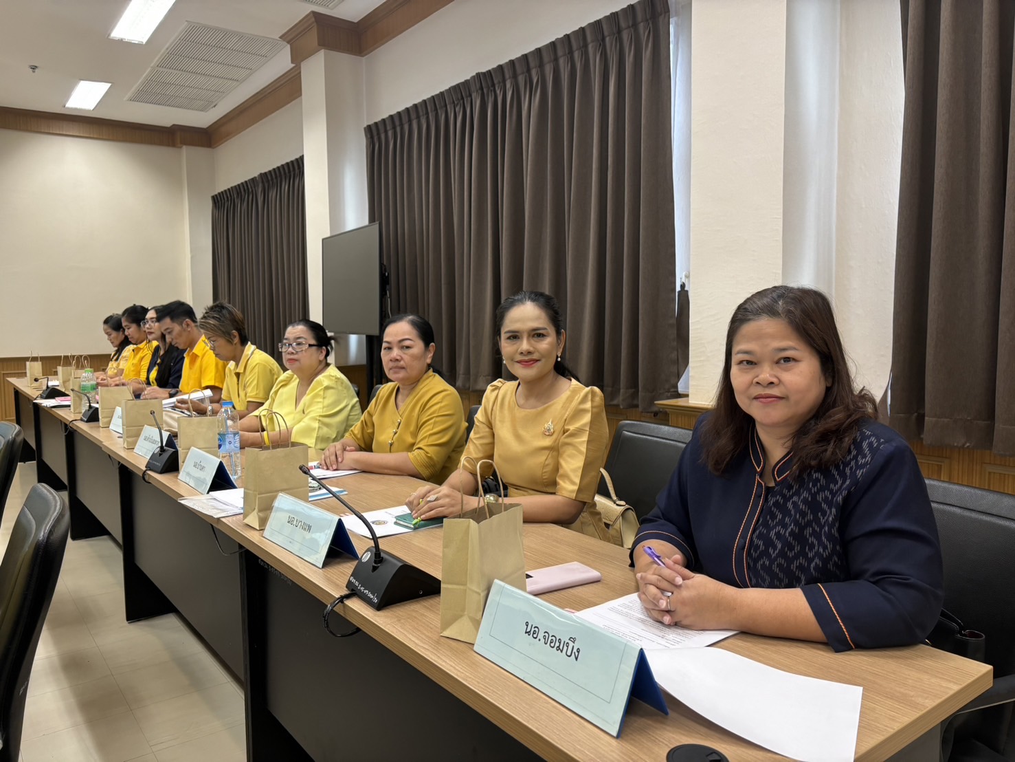 📣 จังหวัดราชบุรี จัดประชุมนำเสนอผลการจัดเก็บและรับรองคุณภาพข้อมูลความจำเป็นพื้นฐาน (จปฐ.) ครั้งที่ 1/2567 ระดับจังหวัด