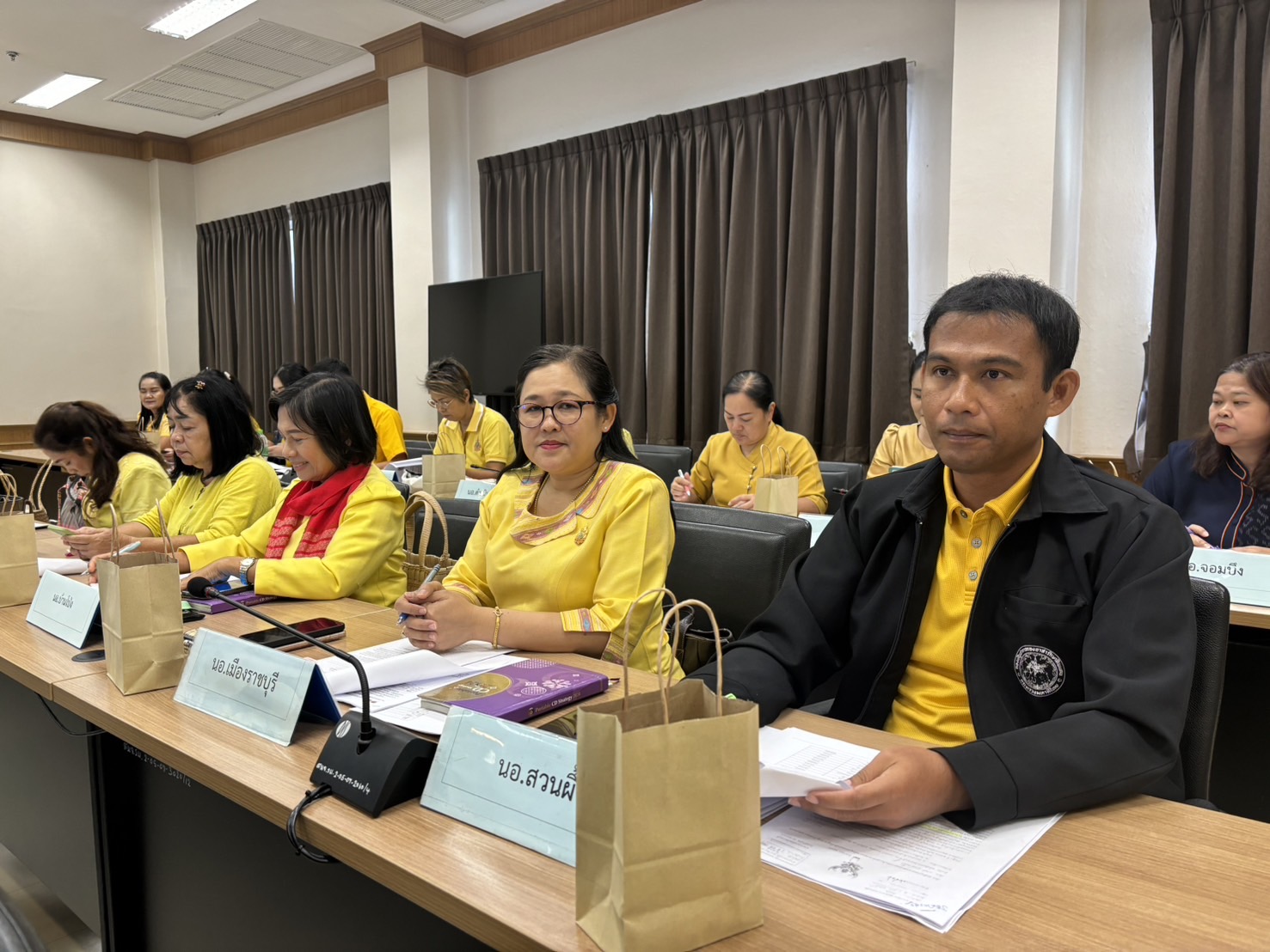 📣 จังหวัดราชบุรี จัดประชุมนำเสนอผลการจัดเก็บและรับรองคุณภาพข้อมูลความจำเป็นพื้นฐาน (จปฐ.) ครั้งที่ 1/2567 ระดับจังหวัด