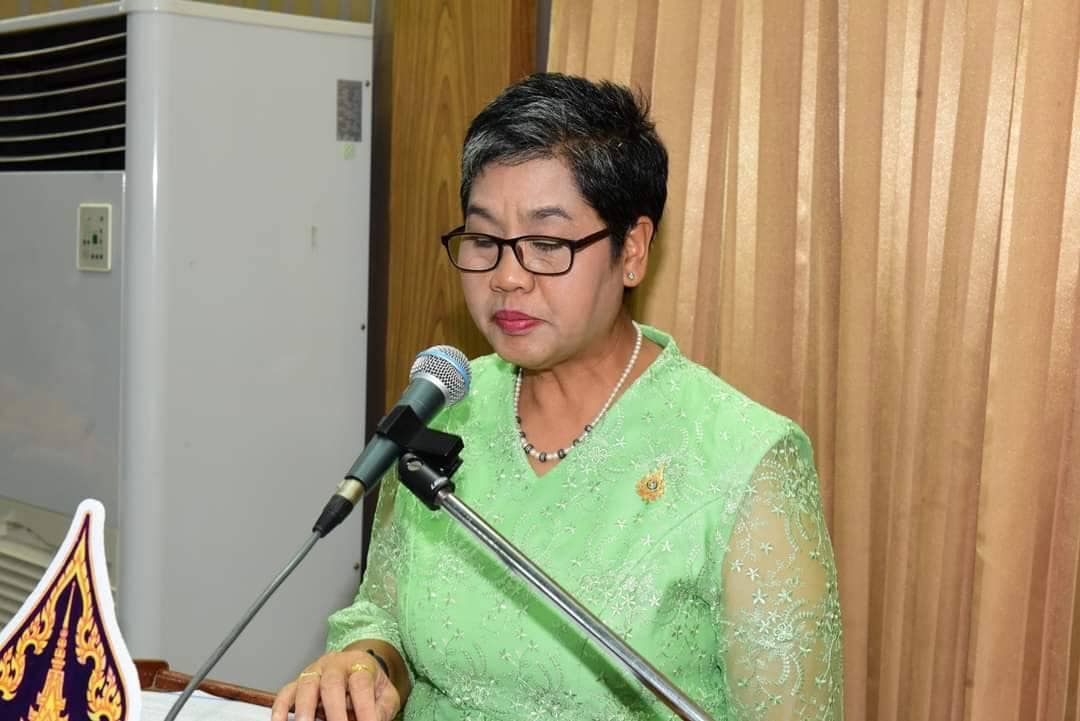 พช.ราชบุรี ร่วมพิธีมอบโล่เชิดชูเกียรติ และมอบเกียรติบัตรของสำนักงานวัฒนธรรมจังหวัดราชบุรี และการจัดแสดงสินค้าชุมชนคุณธรรมจังหวัดราชบุรี ประจำปีงบประมาณ พ.ศ. 2567