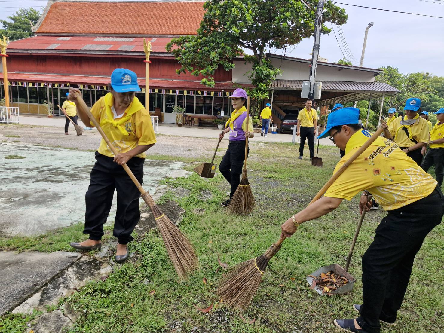 พช.บางแพ จัดกิจกรรมเนื่องในโอกาสวันคล้ายวันก่อตั้งกรมการพัฒนาชุมชน ครบรอบ 62 ปี