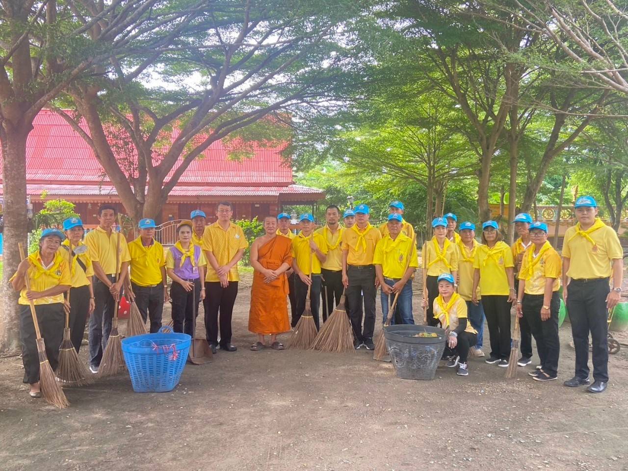 พช.บางแพ จัดกิจกรรมเนื่องในโอกาสวันคล้ายวันก่อตั้งกรมการพัฒนาชุมชน ครบรอบ 62 ปี