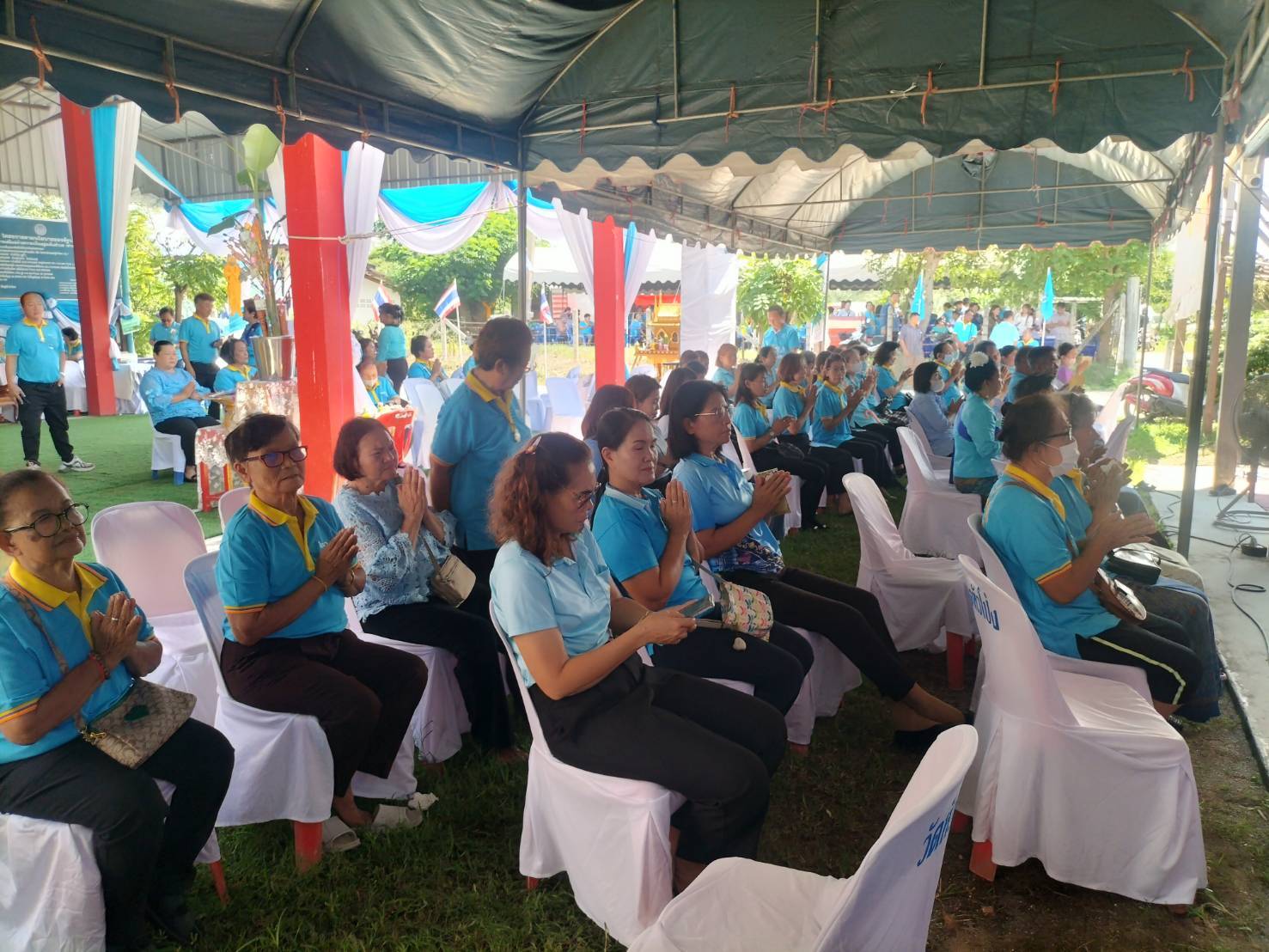 พช.บ้านโป่ง จัดพิธีอัญเชิญเงินขวัญถุงพระราชทานกองทุนแม่ของแผ่นดินและกิจกรรมทอดผ้าป่าสมทบกองทุนแม่ของแผ่นดิน