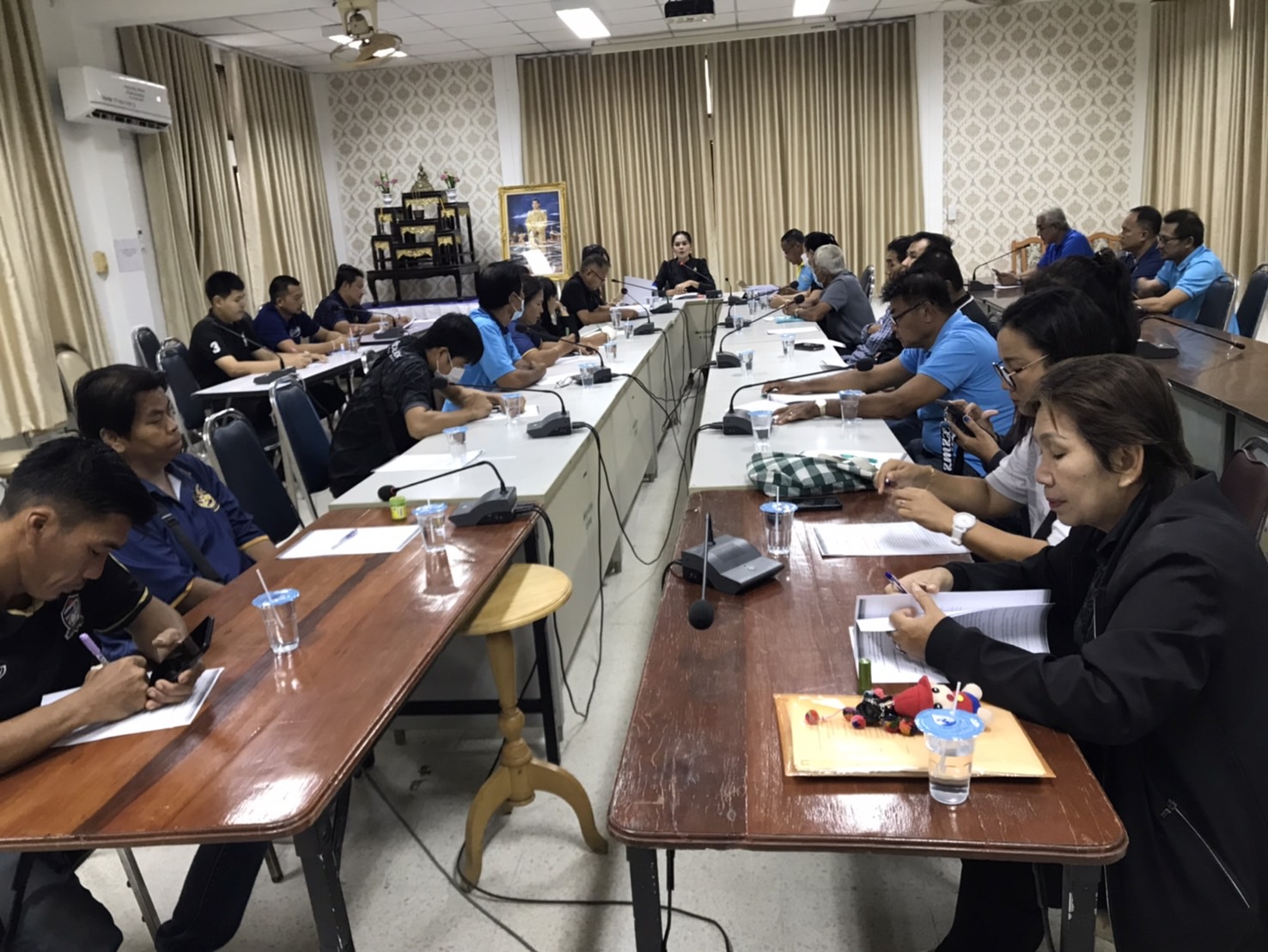 พช.บางแพ จัดประชุมคณะกรรมการเครือข่ายกองทุนแม่ของแผ่นดินอำเภอบางแพ