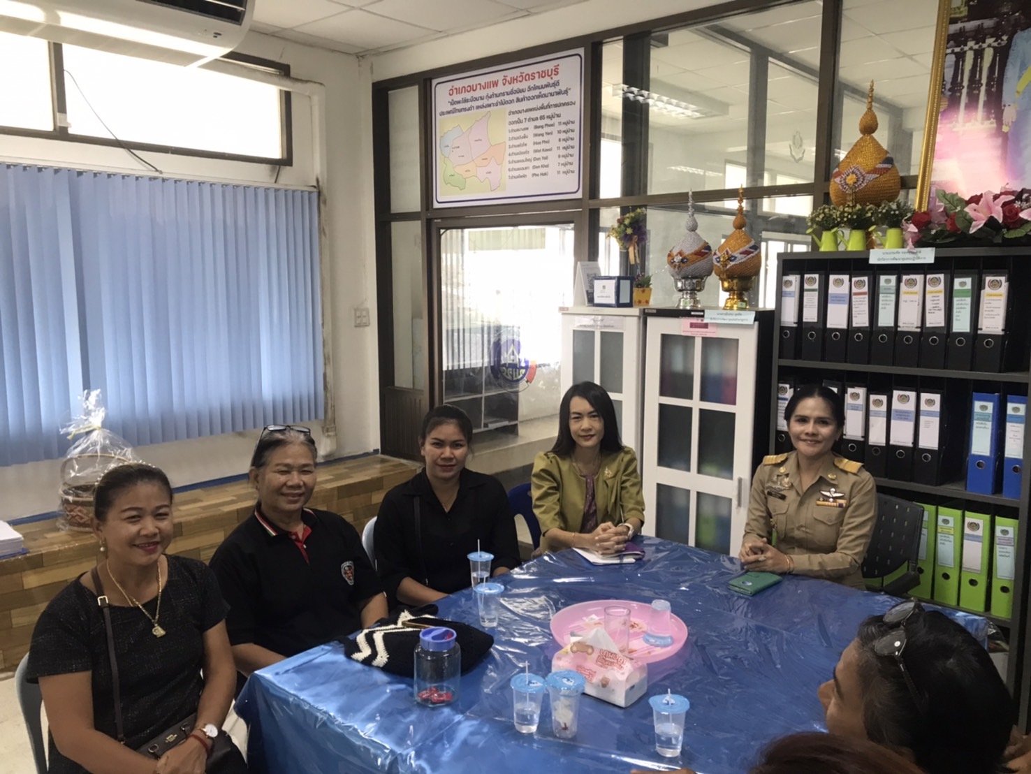 พช.บางแพ ประชุมคณะกรรมการพัฒนาบทบาทสตรีอำเภอบางแพขับเคลื่อนงานกองทุนพัฒนาบทบาทสตรี