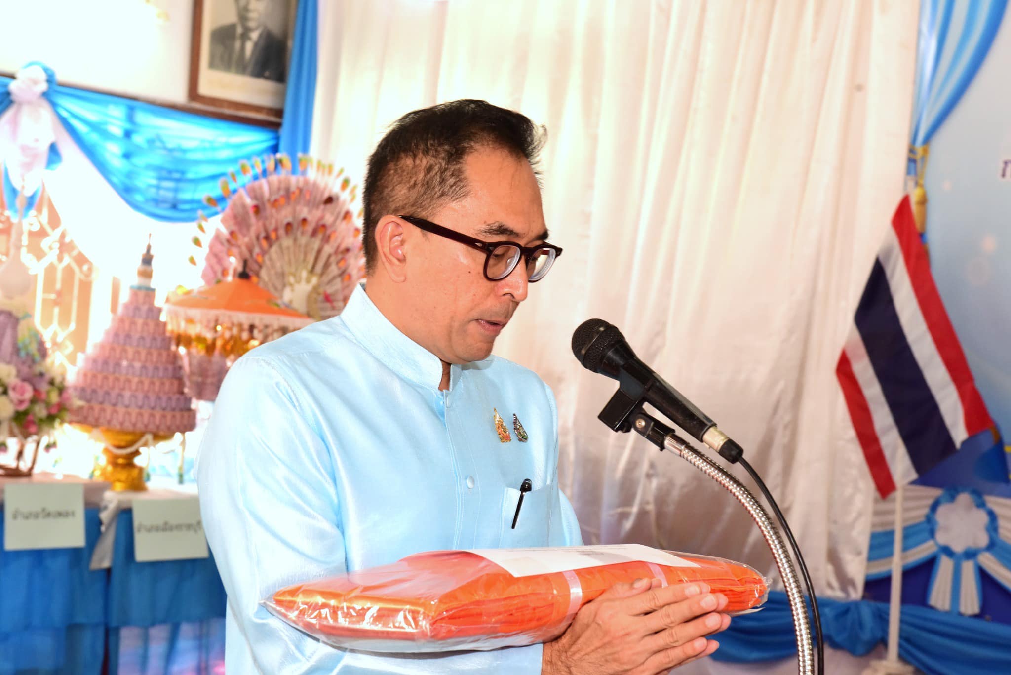 📣 จังหวัดราชบุรี จัดพิธี “วันสถาปนากองทุนแม่ของแผ่นดิน” ประจำปี 2567 ภายใต้แนวคิด “2 ทศวรรษ กองทุนแม่ของแผ่นดิน ครอบครัวอบอุ่น ชุมชนเข้มแข็ง”