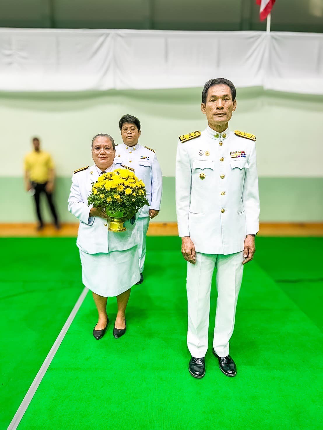 📣 พช.ราชบุรี ร่วมประกอบพิธีวางพานพุ่มดอกไม้สดเนื่องในวันพระบิดาแห่งฝนหลวง 2567 ⏰