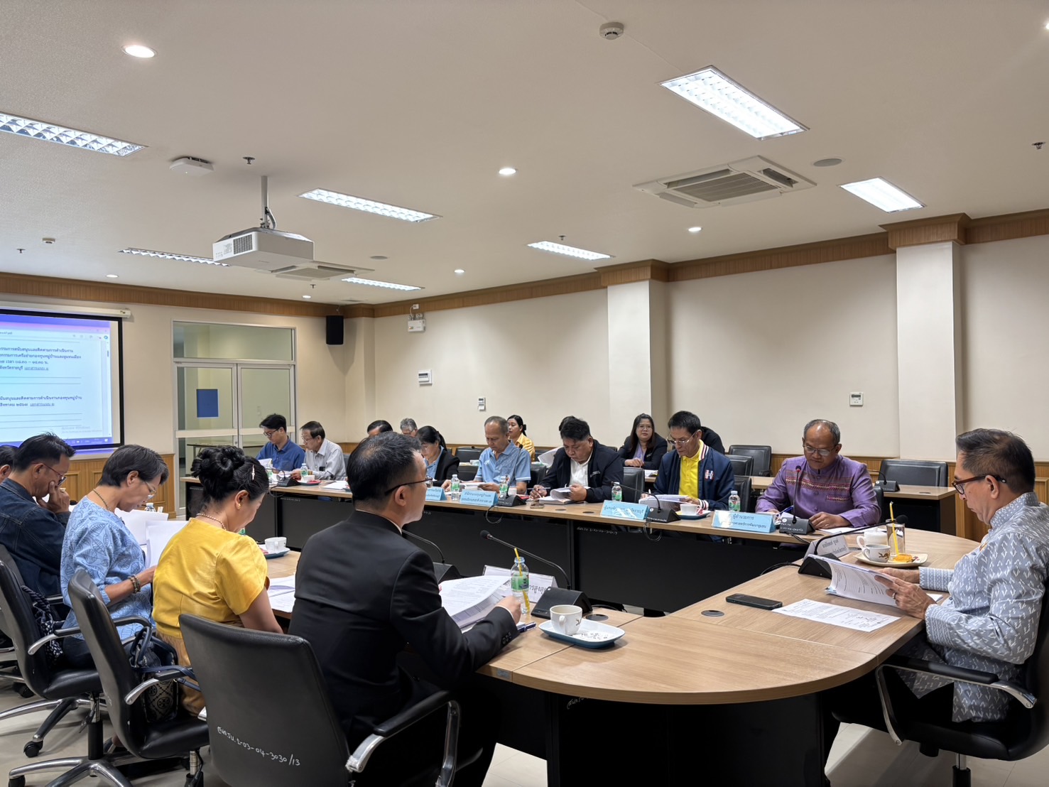 📣 พช.ราชบุรี ดำเนินการจัดประชุมคณะอนุกรรมการสนับสนุนและติดตามการดำเนินงานกองทุนหมู่บ้านและชุมชนเมืองจังหวัดราชบุรี และคณะกรรมการเครือข่ายกองทุนหมู่บ้านและชุมชนเมืองจังหวัดราชบุรี ครั้งที่ 2/2567