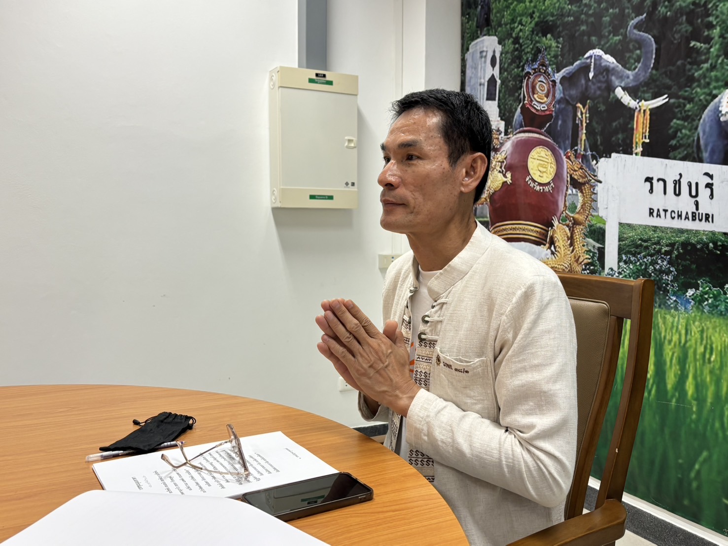 📣 พช.ราชบุรี ร่วมพิธีเจริญพระพุทธมนต์และเจริญจิตตภาวนา เพื่อถวายเป็นพระราชกุศล เนื่องในโอกาสวันเฉลิมพระชนมพรรษาของพระบาทสมเด็จพระเจ้าอยู่หัว และพระบรมวงศานุวงศ์ ประจำปี พ.ศ. 2567 ผ่านระบบออนไลน์ (Zoom Meeting)