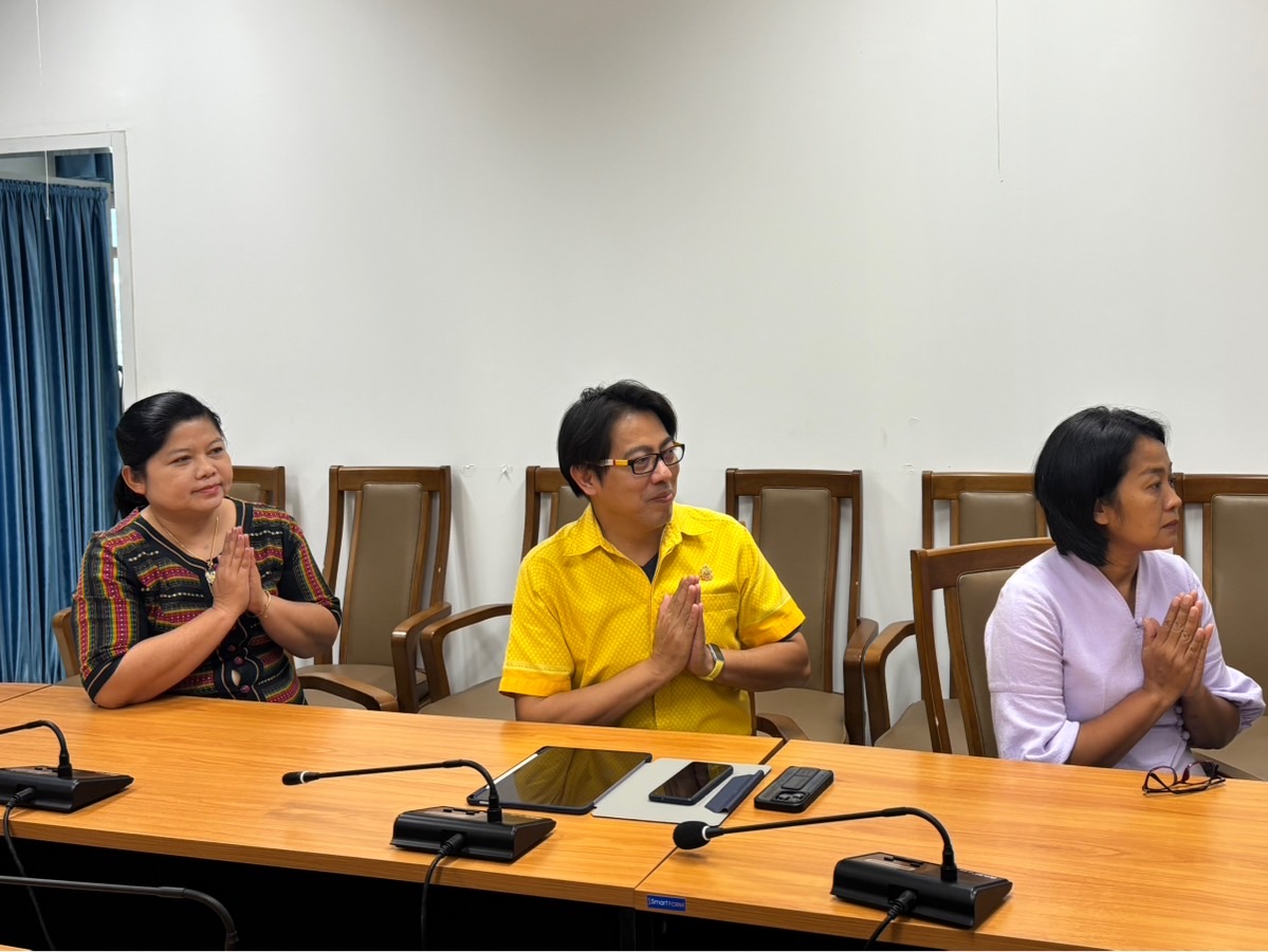 📣 พช.ราชบุรี ร่วมพิธีเจริญพระพุทธมนต์และเจริญจิตตภาวนา เพื่อถวายเป็นพระราชกุศล เนื่องในโอกาสวันเฉลิมพระชนมพรรษาของพระบาทสมเด็จพระเจ้าอยู่หัว และพระบรมวงศานุวงศ์ ประจำปี พ.ศ. 2567 ผ่านระบบออนไลน์ (Zoom Meeting)