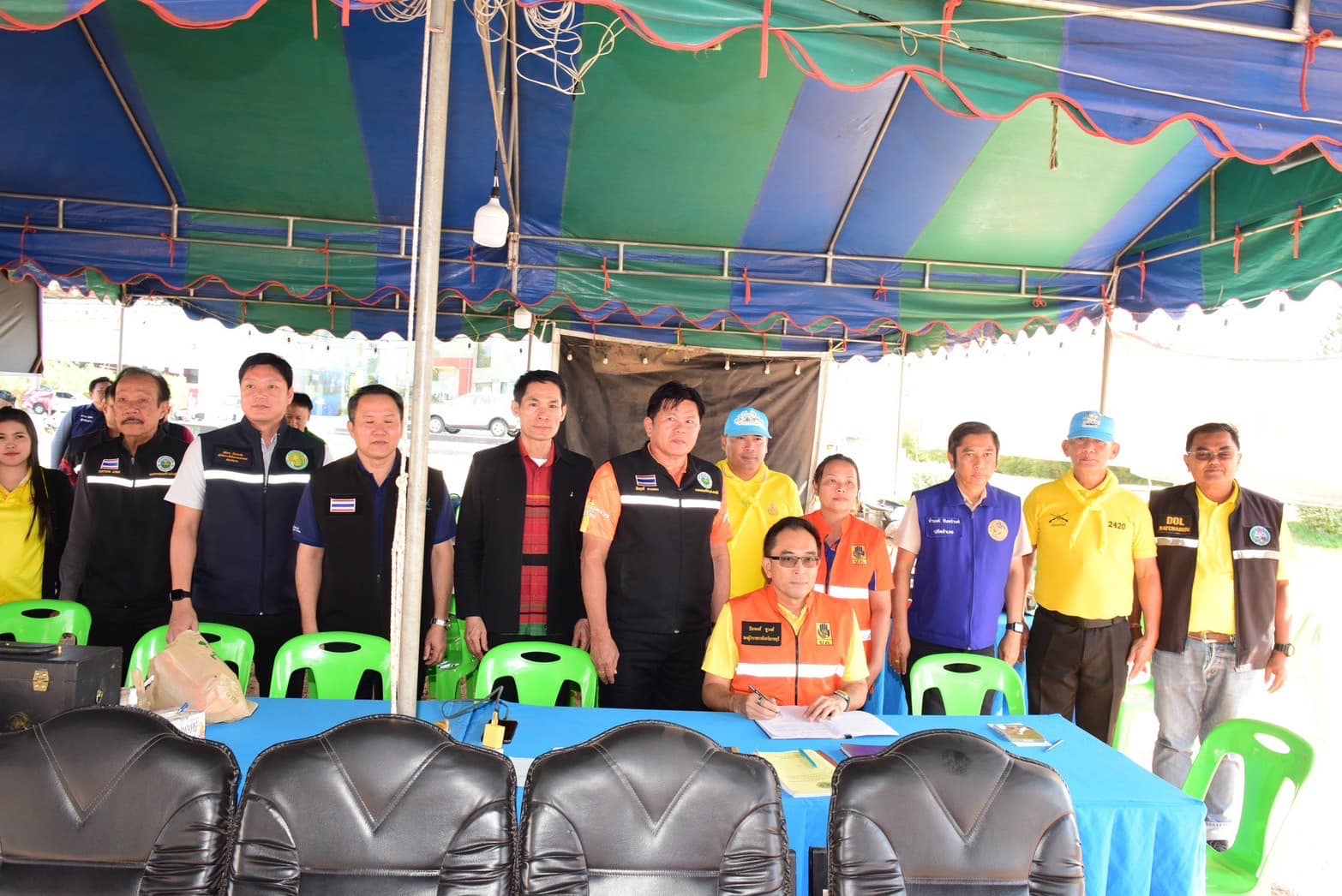 📣 พช.ราชบุรี ร่วมตรวจติดตามและตรวจเยี่ยมจุดตรวจช่วงเทศกาลปีใหม่ พ.ศ. 2568 เพื่อเป็นขวัญและกำลังใจในการปฏิบัติหน้าที่ของเจ้าหน้าที่ประจำหน่วย