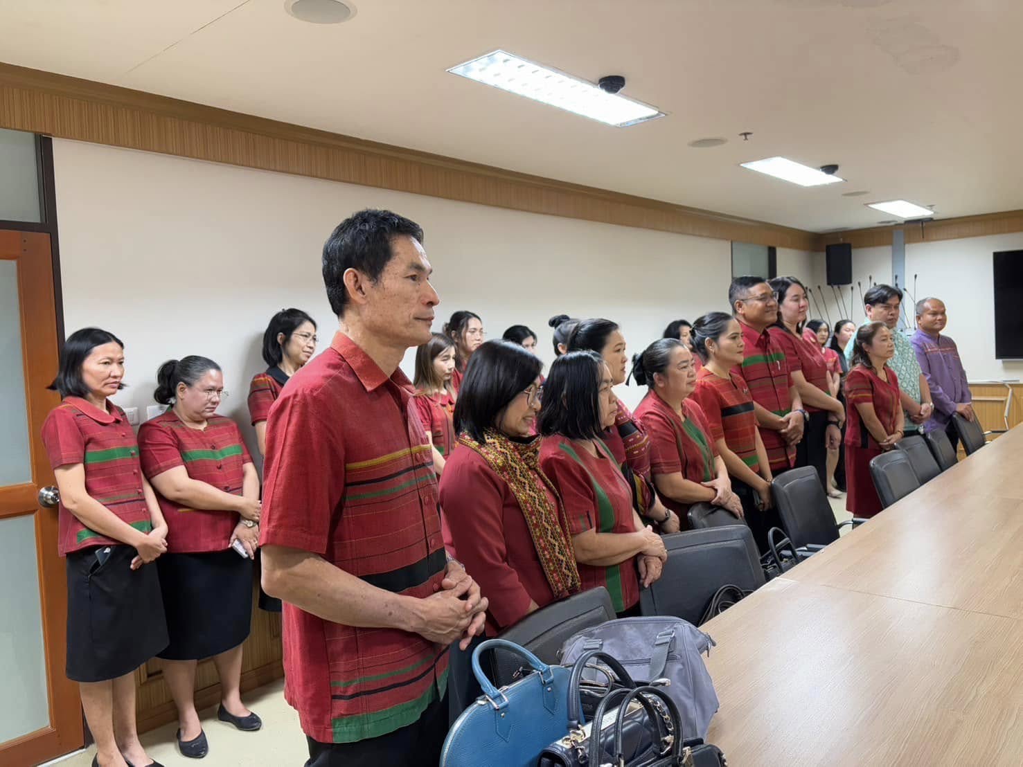 📣 พช.ราชบุรี ให้การต้อนรับและแสดงความยินดีเนื่องในโอกาส นางสาวฐิติลักษณ์ คำพา ผู้ว่าราชการจังหวัดราชบุรี ได้รับการแต่งตั้งให้ดำรงตำแหน่งผู้ว่าราชการจังหวัดราชบุรี