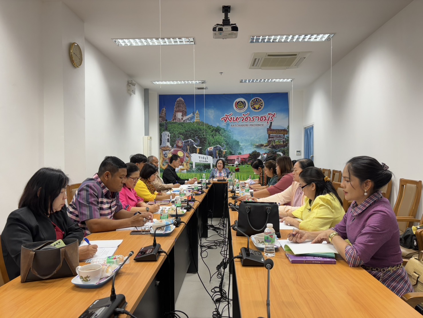 พช.ราชบุรี จัดประชุมผู้บริหารงานสำนักงานพัฒนาชุมชนฯ ครั้งที่ 3 ประจำปีงบประมาณ พ.ศ. 2568