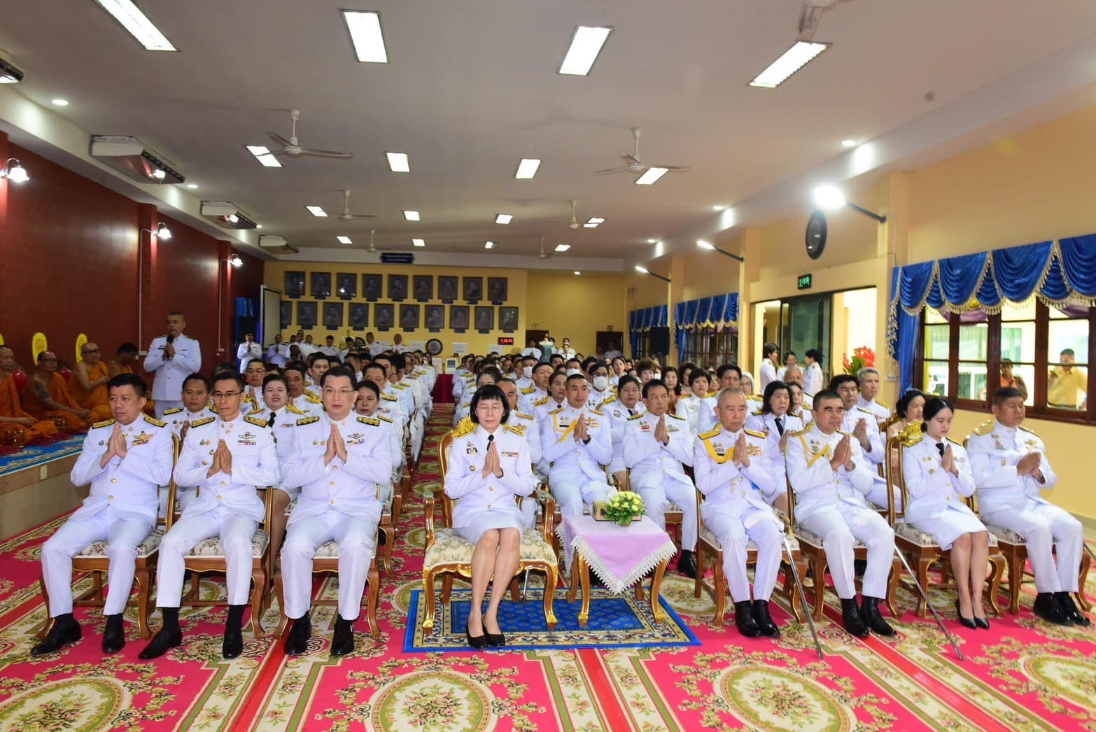 พช.ราชบุรี ร่วมพิธีเจริญพระพุทธมนต์สมเด็จพระเจ้าลูกเธอ เจ้าฟ้าสิริวัณณวรี นารีรัตนราชกัญญา พร้อมมอบใบประกาศเกียรติคุณพระราชทาน และบัตรอวยพร (ส.ค.ส.) พระราชทาน