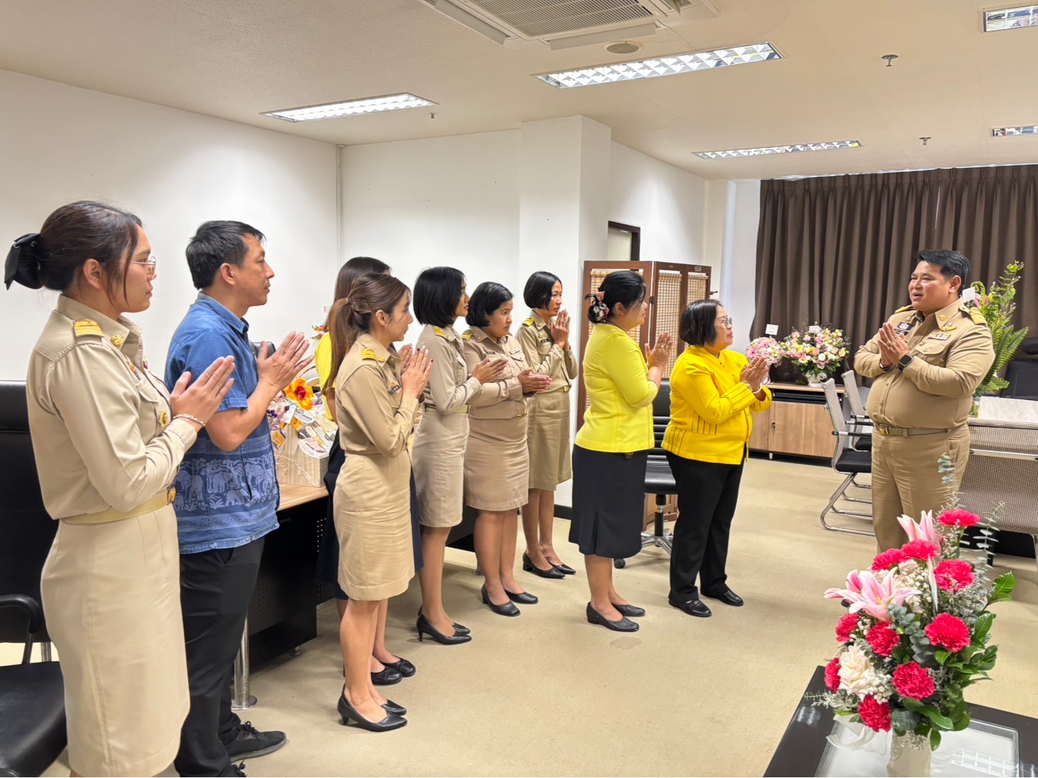 📣 พช.ราชบุรี ให้การต้อนรับและแสดงความยินดีเนื่องในโอกาส นายพุทธพงษ์ สุริยะสิงห์ รองผู้ว่าราชการจังหวัดราชบุรี ได้รับการแต่งตั้งให้ดำรงตำแหน่ง รองผู้ว่าราชการจังหวัดราชบุรี