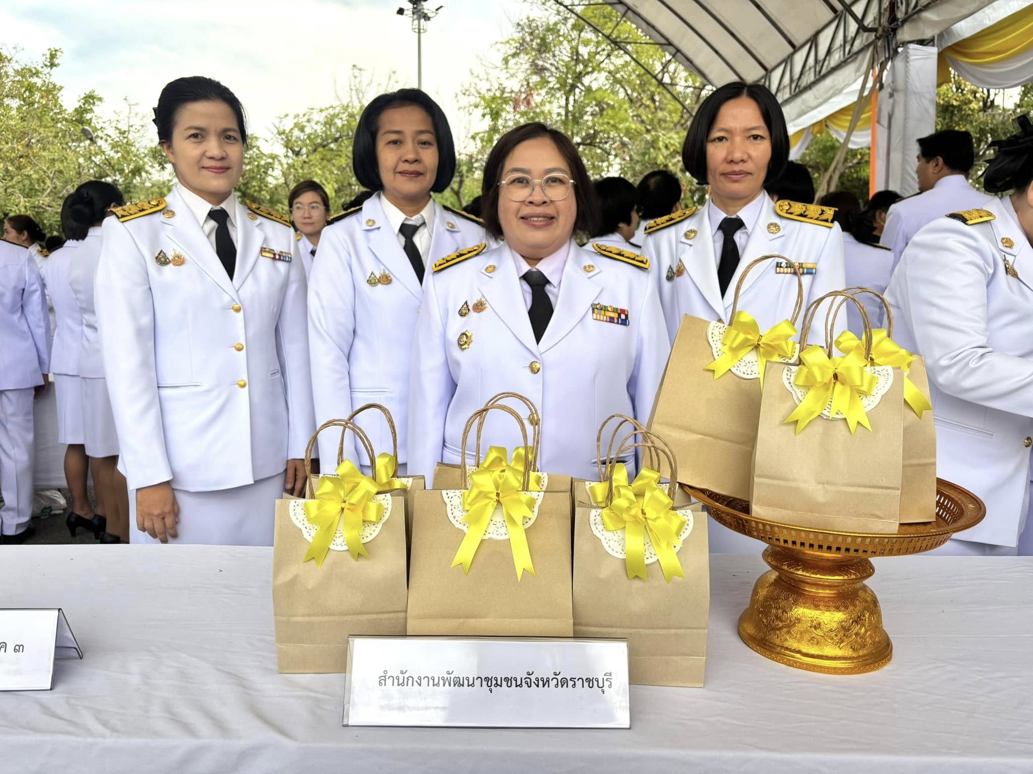 📣 พช.ราชบุรี ร่วมพิธีเจริญพระพุทธมนต์และทำบุญตักบาตรถวายพระราชกุศล และพิธีทางศาสนามหามงคลถวายพระราชกุศล เนื่องในโอกาสพระราชพิธีสมมงคลพระชนมายุเท่าพระบาทสมเด็จพระพุทธยอดฟ้าจุฬาโลกมหาราชสมเด็จพระปฐมบรมกษัตริยาธิราชแห่งพระราชวงศ์จักรี พุทธศักราช 2568