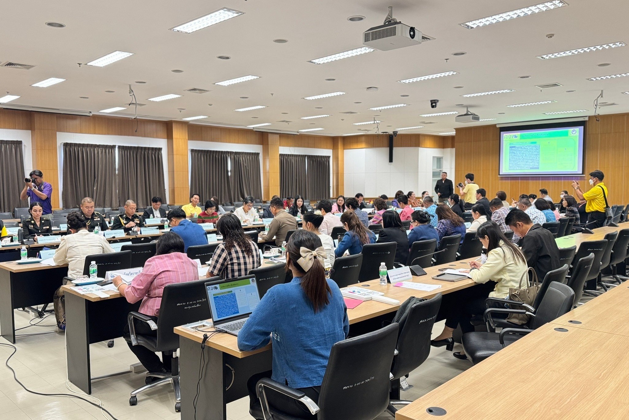 📣พช.ราชบุรี จัดประชุมเชิงปฏิบัติการส่งเสริมการบูรณาการกลไกการขับเคลื่อนการขจัดความยากจน ระดับจังหวัด