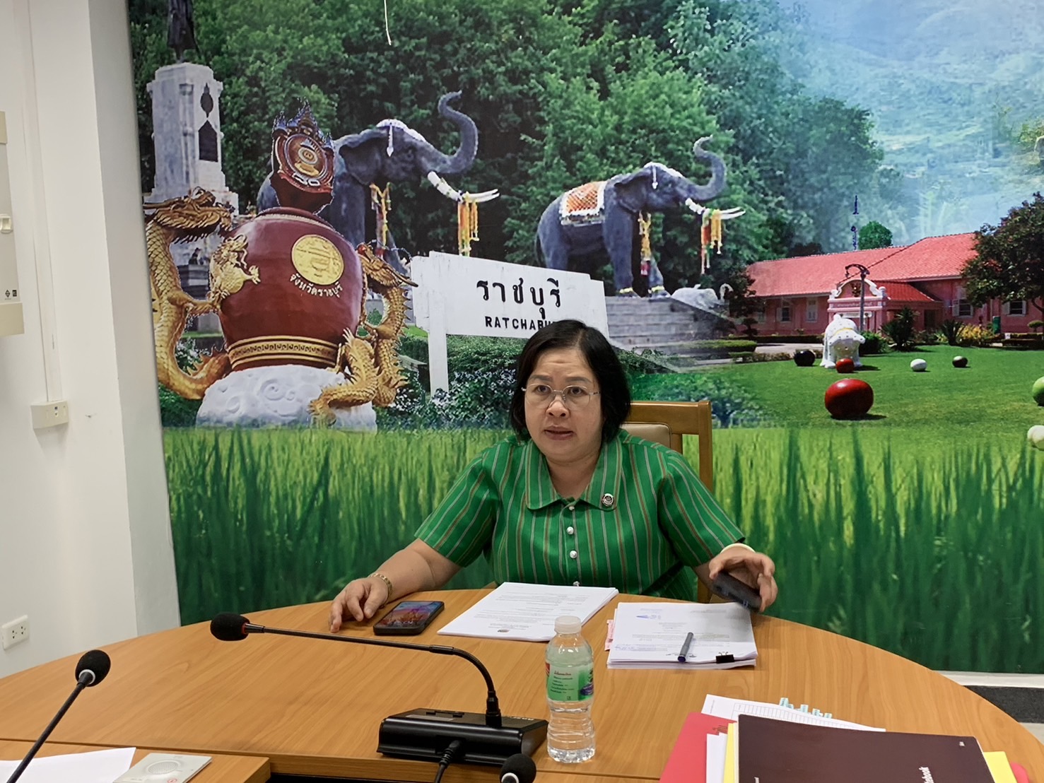 📣 พช.ราชบุรี ร่วมรับฟังประชุมกรมการพัฒนาชุมชน ครั้งที่ 2/2568 ผ่านระบบวีดิทัศน์ทางไกล (Video Conference) กรมการพัฒนาชุมชน กระทรวงมหาดไทย