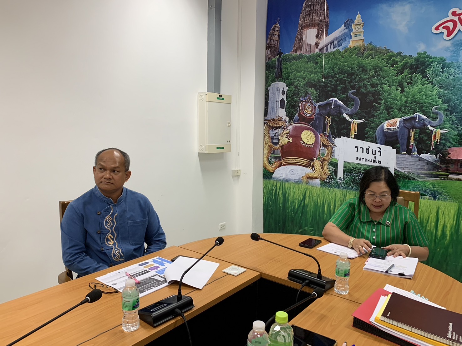 📣 พช.ราชบุรี ร่วมรับฟังประชุมกรมการพัฒนาชุมชน ครั้งที่ 2/2568 ผ่านระบบวีดิทัศน์ทางไกล (Video Conference) กรมการพัฒนาชุมชน กระทรวงมหาดไทย