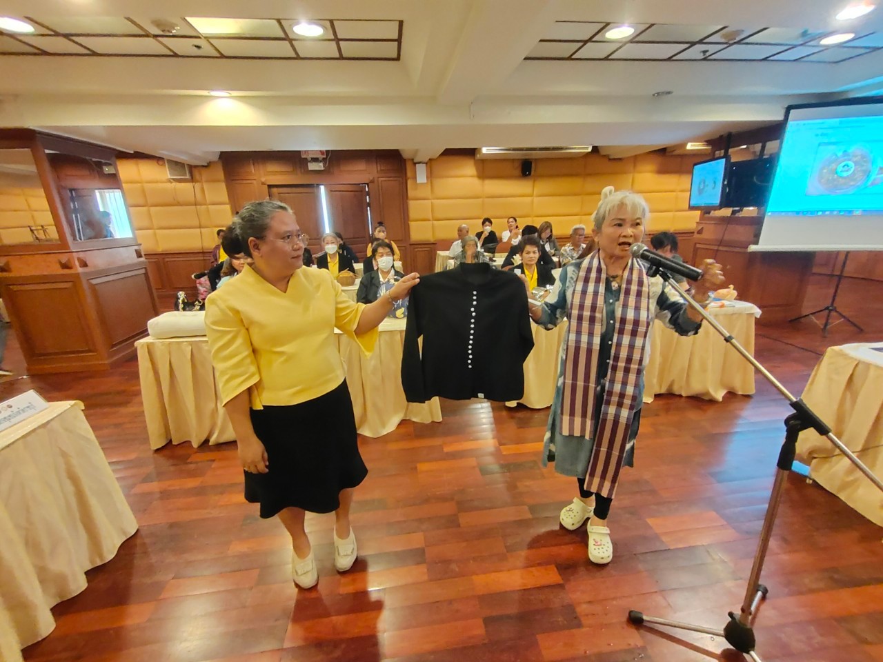 พช.ราชบุรี จัดโครงการส่งเสริมกระบวนการเครือข่ายองค์ความรู้ (Knowledge Based OTOP : KBO) กิจกรรมที่ 1 พัฒนาศักยภาพเครือข่ายองค์ความรู้ KBO จังหวัด