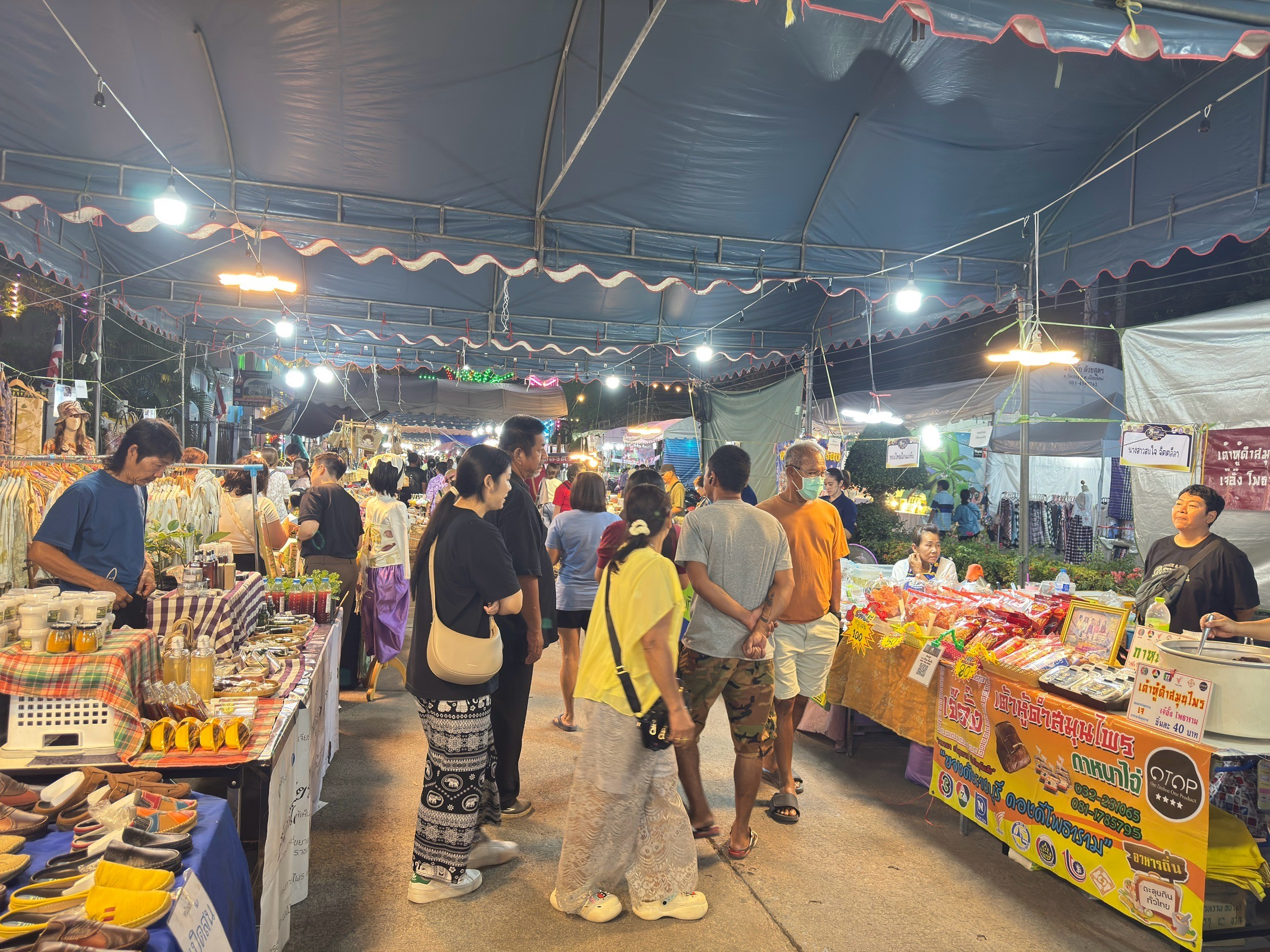 📣 ผู้ว่าราชการจังหวัดราชบุรี เยี่ยมชมของดีเมืองโอ่ง ผลิตภัณฑ์ท้องถิ่น งานหัตถกรรมและสินค้า OTOP และผลิตภัณฑ์ที่เข้าร่วมโครงการ KBO/QD ประจำปี 2568 (กิจกรรมทดสอบตลาด) ในงานท่องเที่ยวราชบุรี ของดีเมืองโอ่ง และงานกาชาด ประจำปี 2568