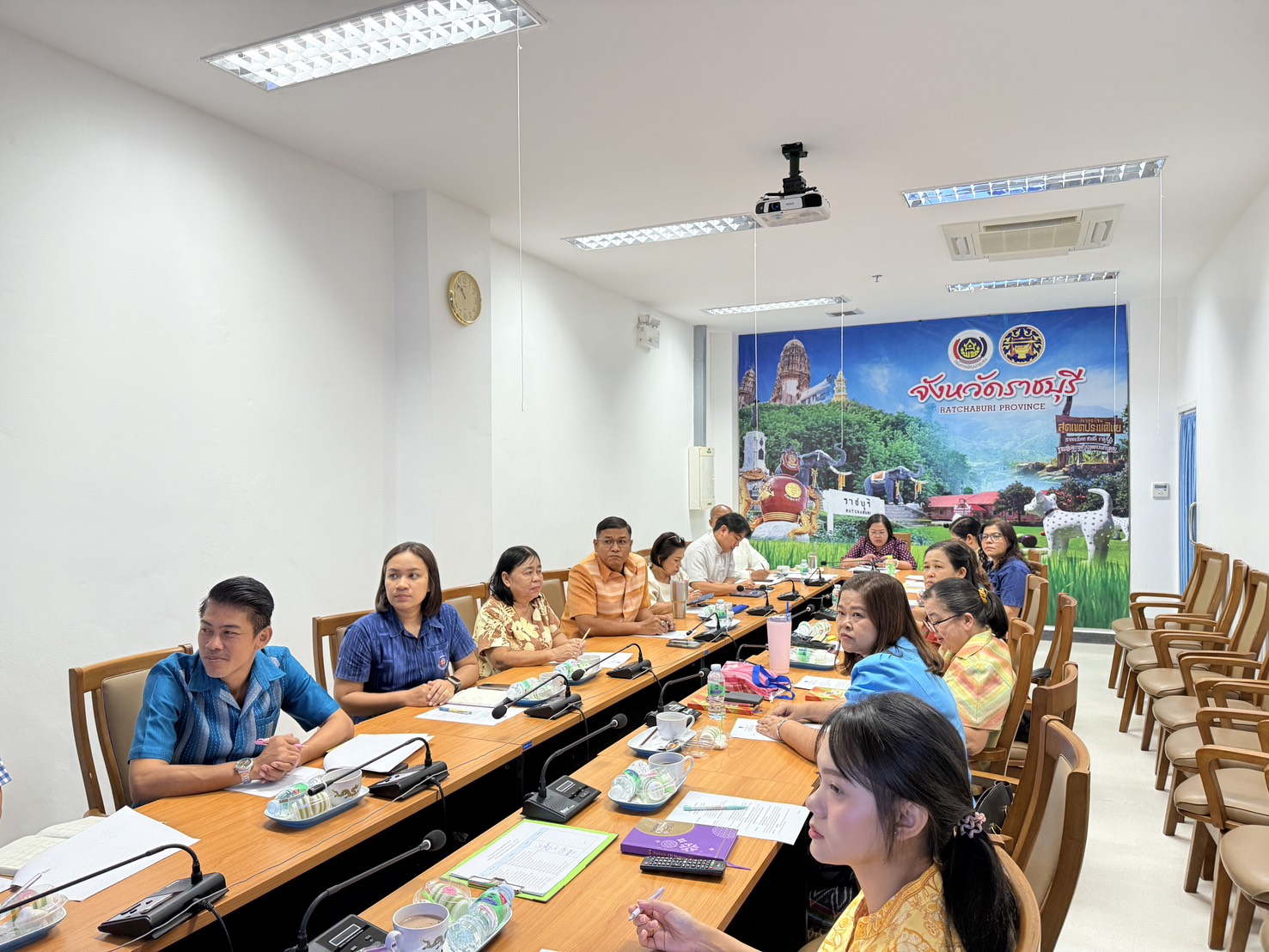 📣 พช.ราชบุรี ร่วมรับฟังประชุมกรมการพัฒนาชุมชน ครั้งที่ 3/2568 ผ่านระบบวีดิทัศน์ทางไกล (Video Conference) กรมการพัฒนาชุมชน กระทรวงมหาดไทย