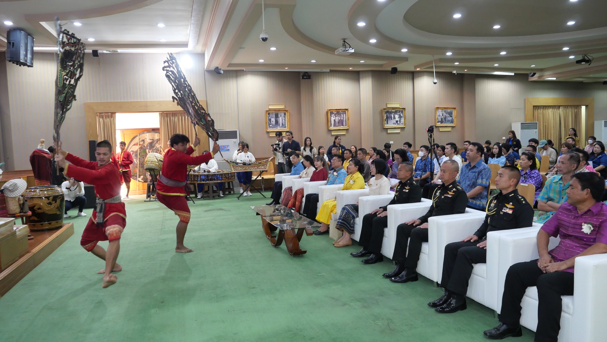 📣 พช.ราชบุรี ร่วมกิจกรรมโชว์ของดีมาครบ ในงาน “ท่องเที่ยวราชบุรี ของดีเมืองโอ่ง และกาชาด” ระหว่าง วันที่ 22 – 31 มีนาคม