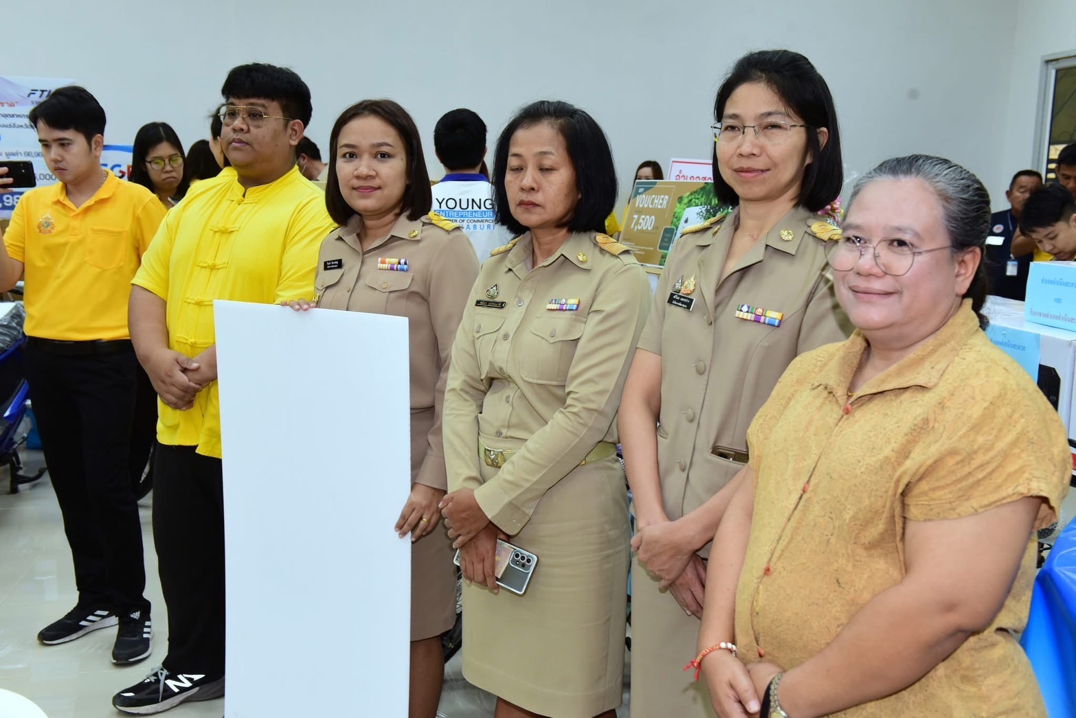 📣 พช.ราชบุรี ร่วมกิจกรรมวันรวมน้ำใจ “สายธารน้ำใจ สายใยกาชาด” ประจำปี 2568